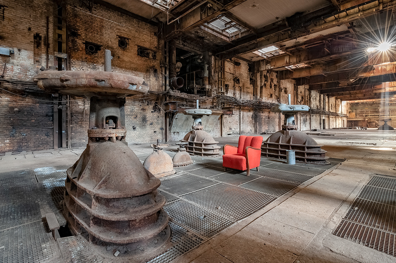 A Place To Take © Francis Meslet for Yellowkorner