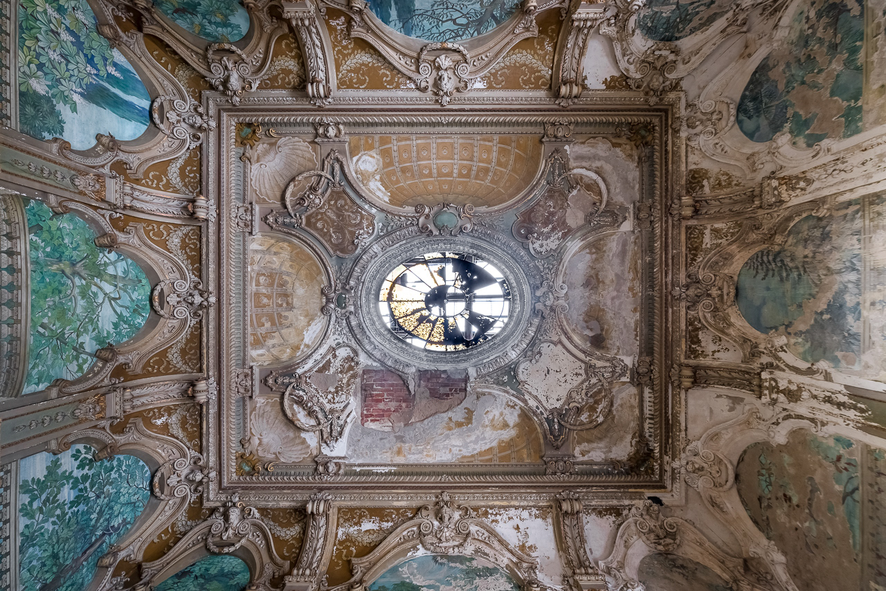 / Villa, Italy