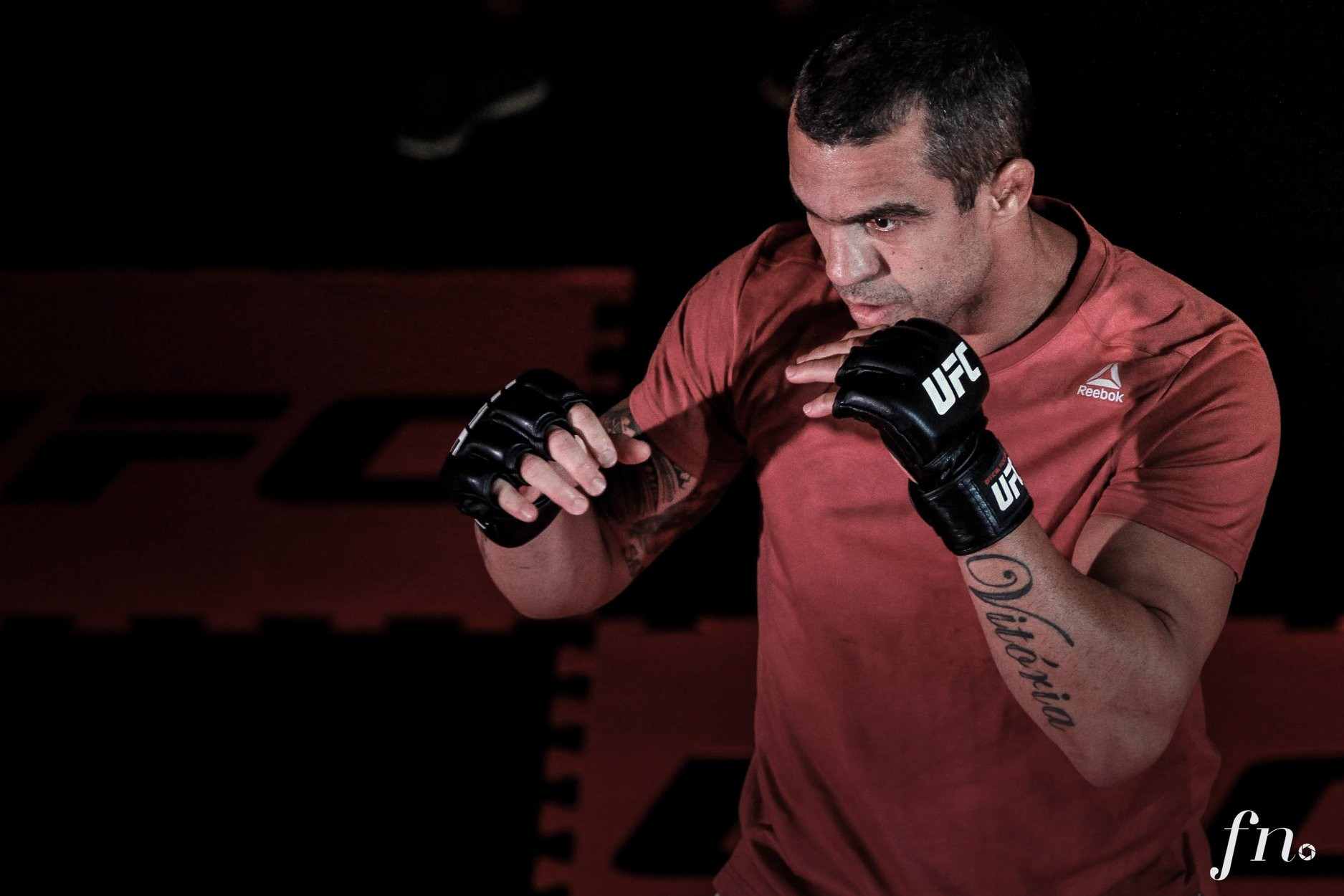 RIO DE JANEIRO, RJ, 09.05.2018: UFC - Treino aberto do UFC 224, na Praça de eventos do Barra Shopping, localizado na Barra da Tijuca, no Rio de Janeiro (RJ), nesta quarta (9). (Foto: Fred Nogueira)