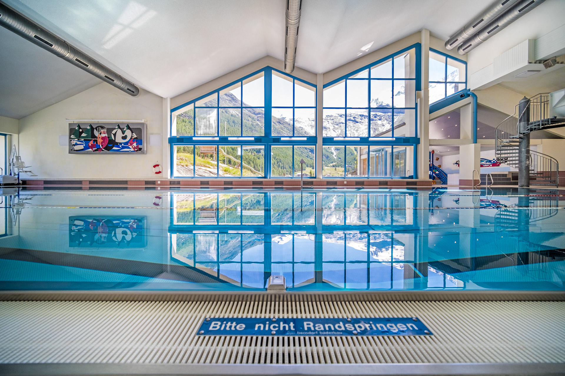 wellnessHostel4000 Saas-Fee