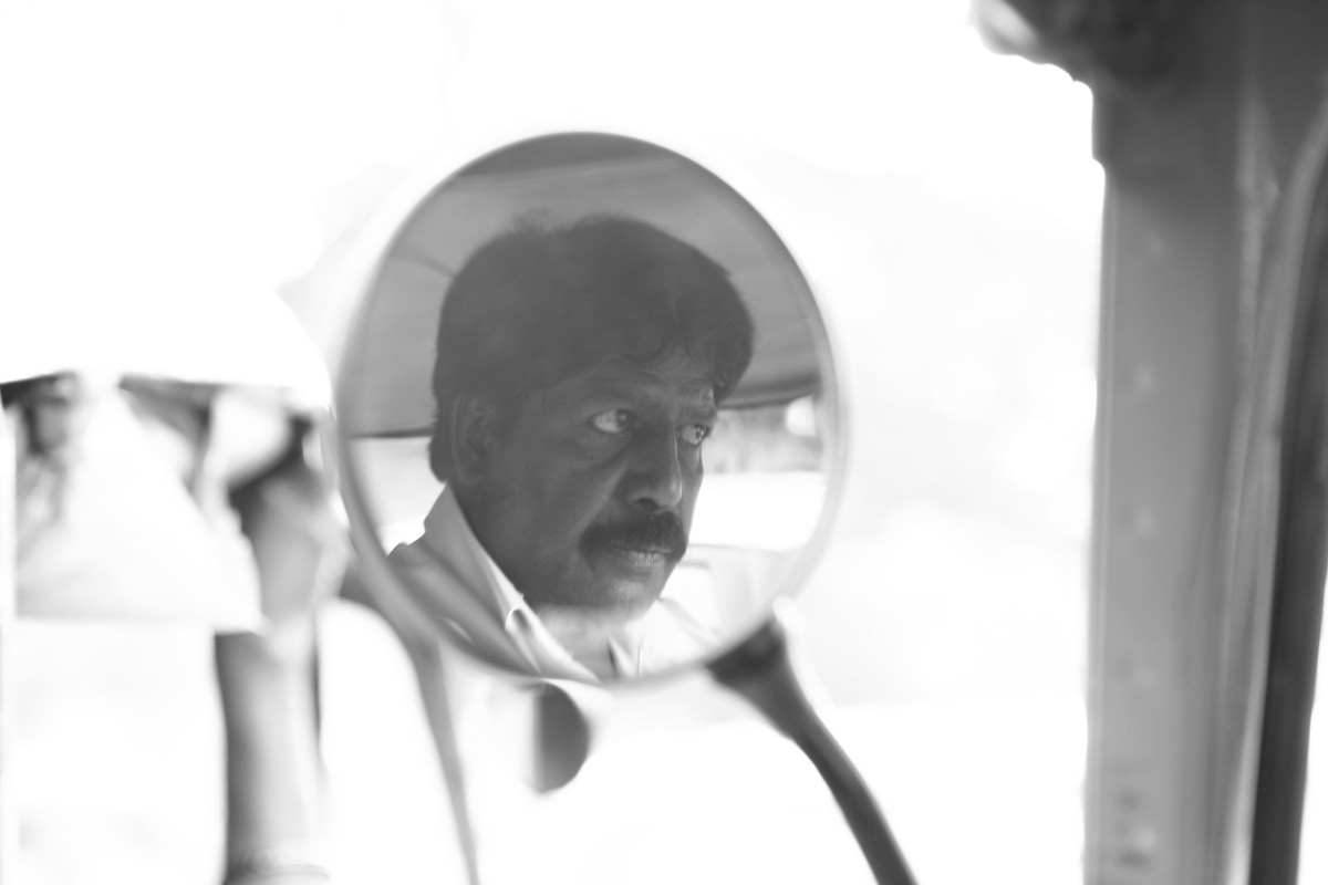 The Karunashraya homecare team visits 50 patients per week. Somesekhara drives nurses in one of the two distinctive blue auto rickshaws. An hour after he left Kumar's bedside he was still on the road when Somashekara learnt of Kumar’s death. Most of Karunashraya’s patients live in destitute poverty and close to the border of death.