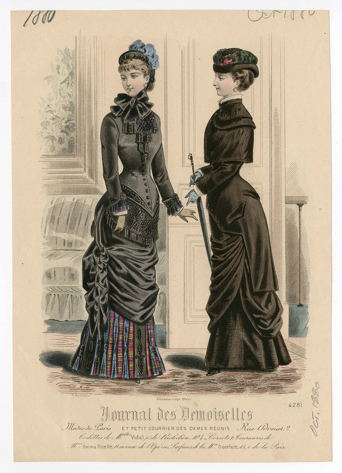 Wearable History Public Sphere Versus Private Sphere