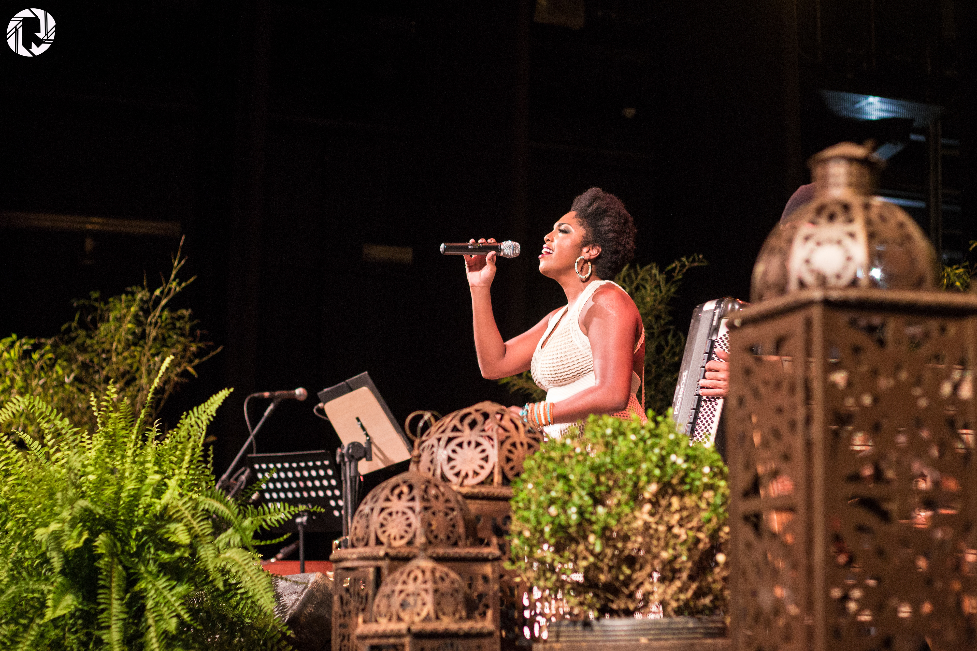 Alessandra Crispin: Lançamento do disco "Meu Nome é Crispin" no Cine Theatro Central | Juiz de Fora-MG