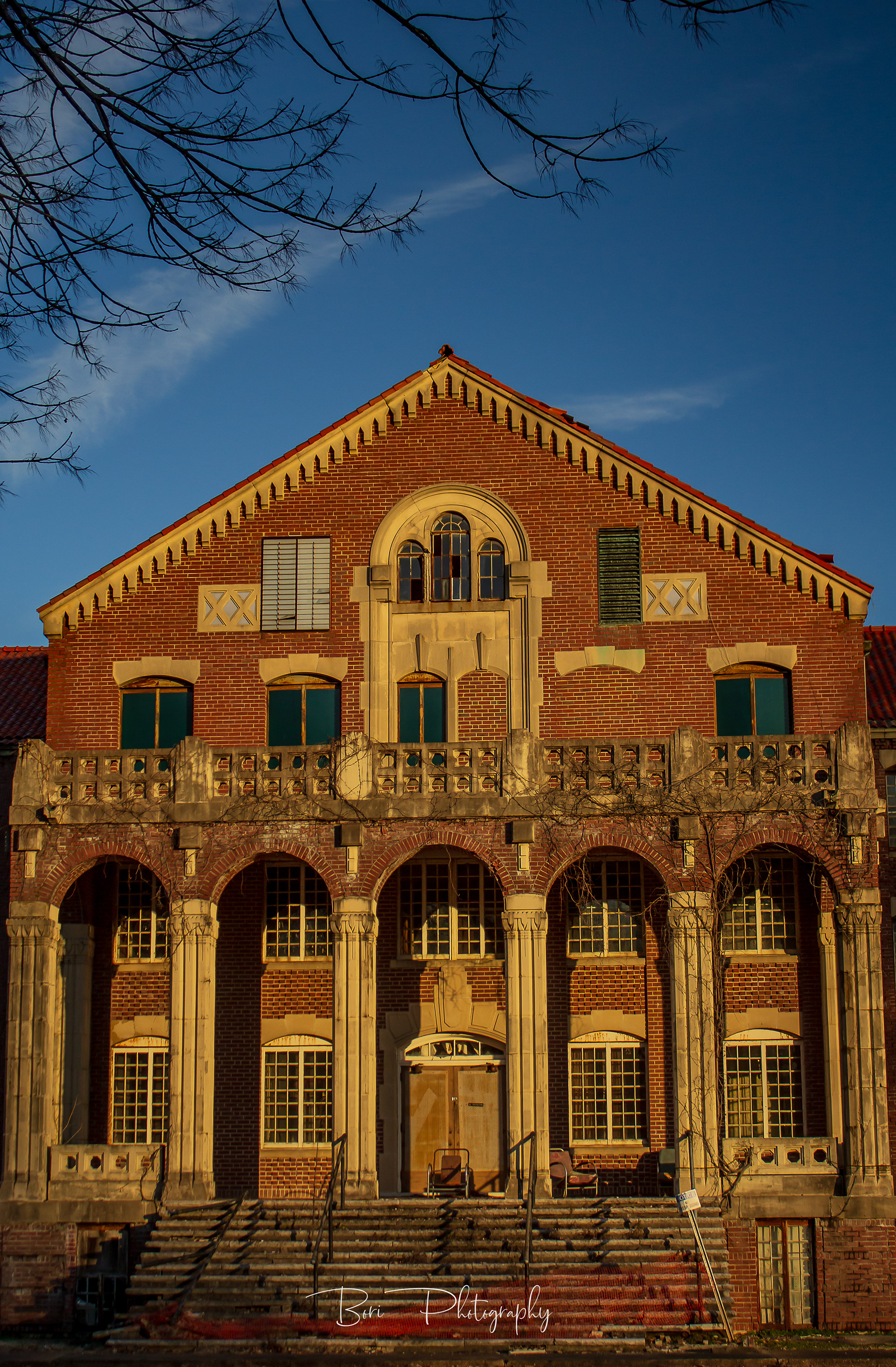 BoriPhotography Old Mental Hospital Bolivar TN