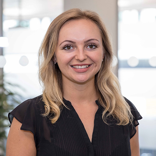 Aimee Kowzan (UK) Sales Analyst