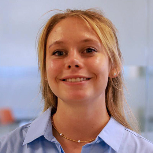 Sienna Daviau (US) Project Manager at Neuberger Berman
