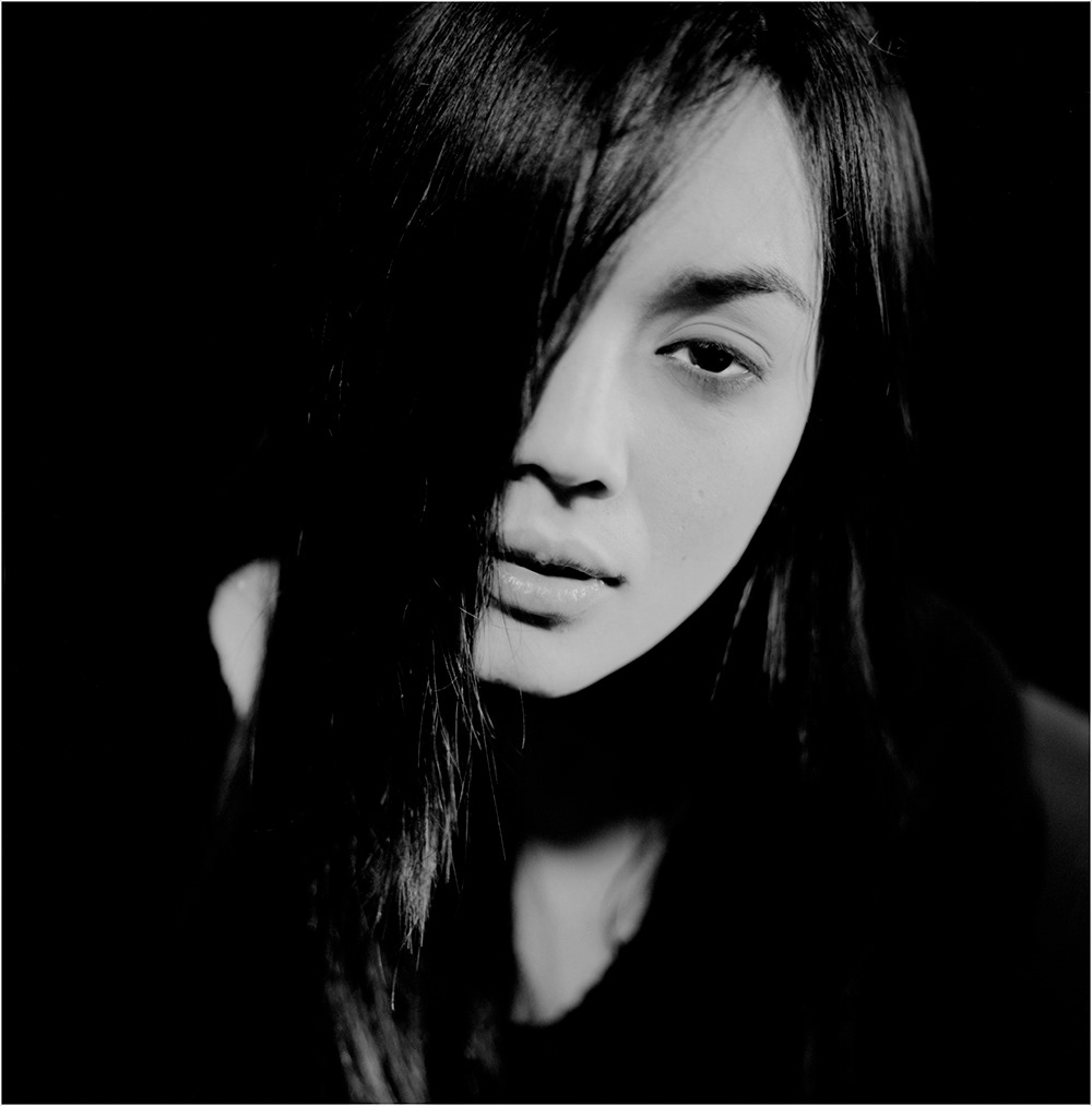 Almar Sato, Actress
