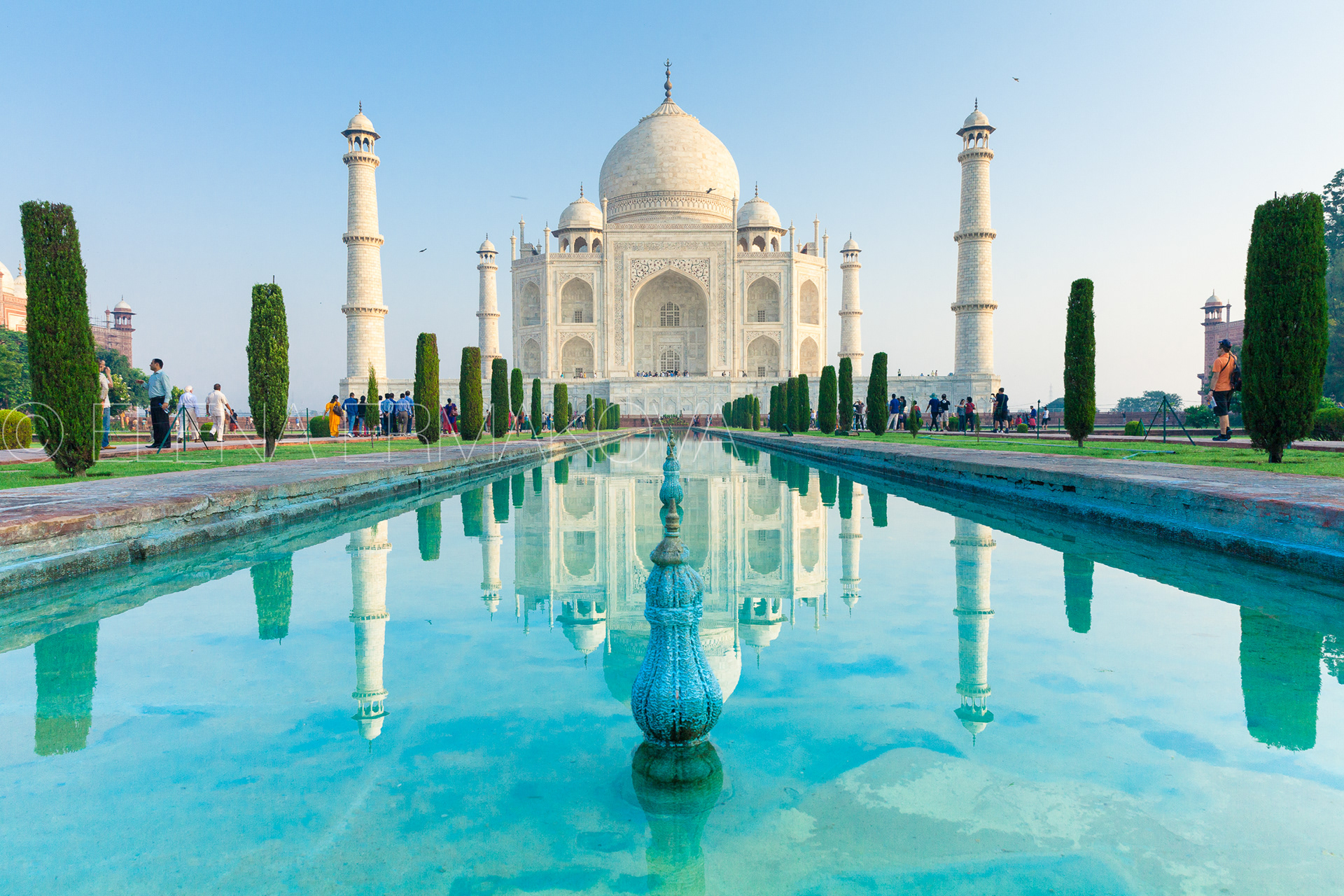 Taj Mahal, Agra, India.