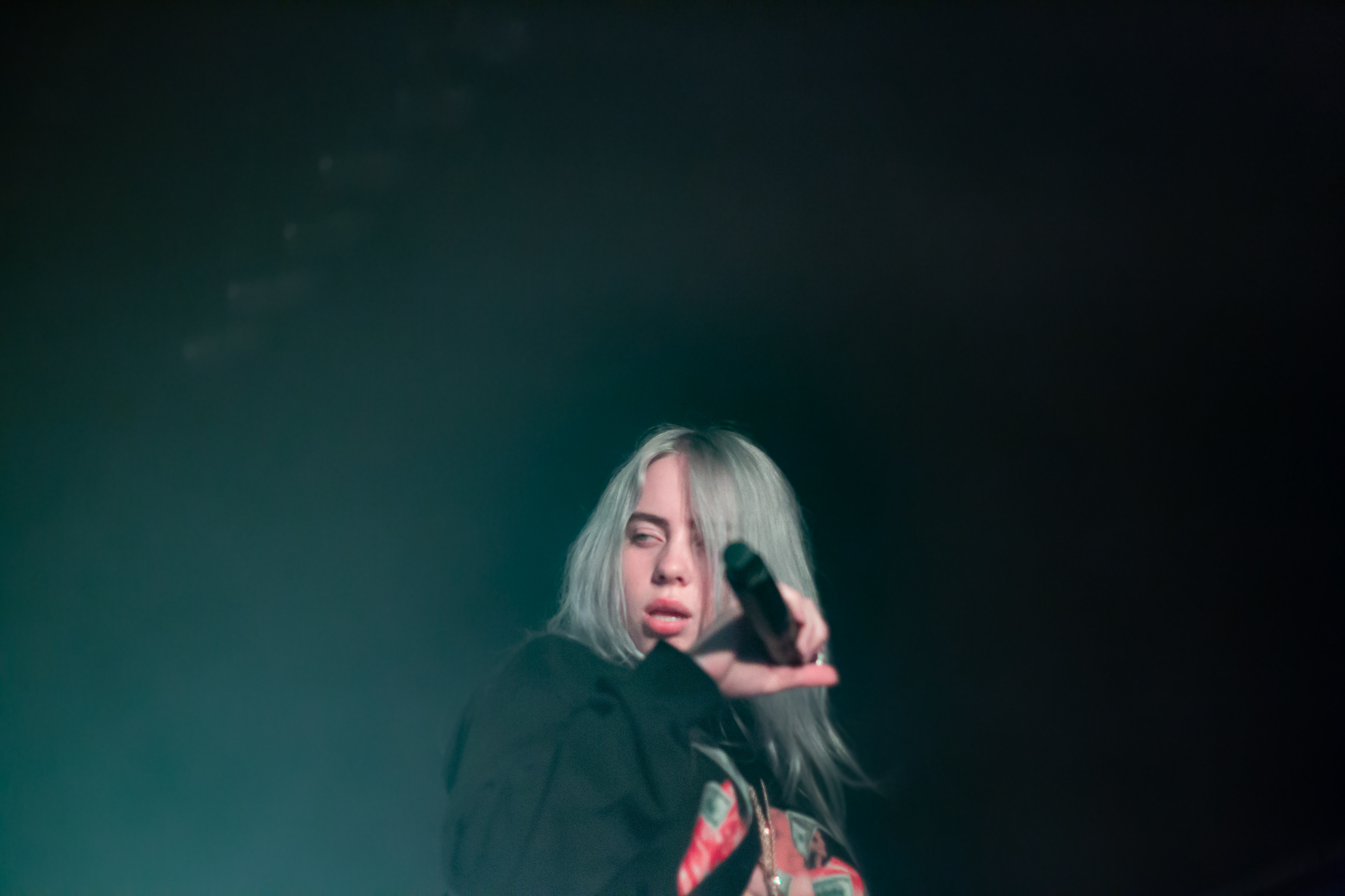 Blue billie eilish перевод. Билли Айлиш. Билли Айлиш 2022. Billie Eilish 2013. Билли Айлиш 2023.