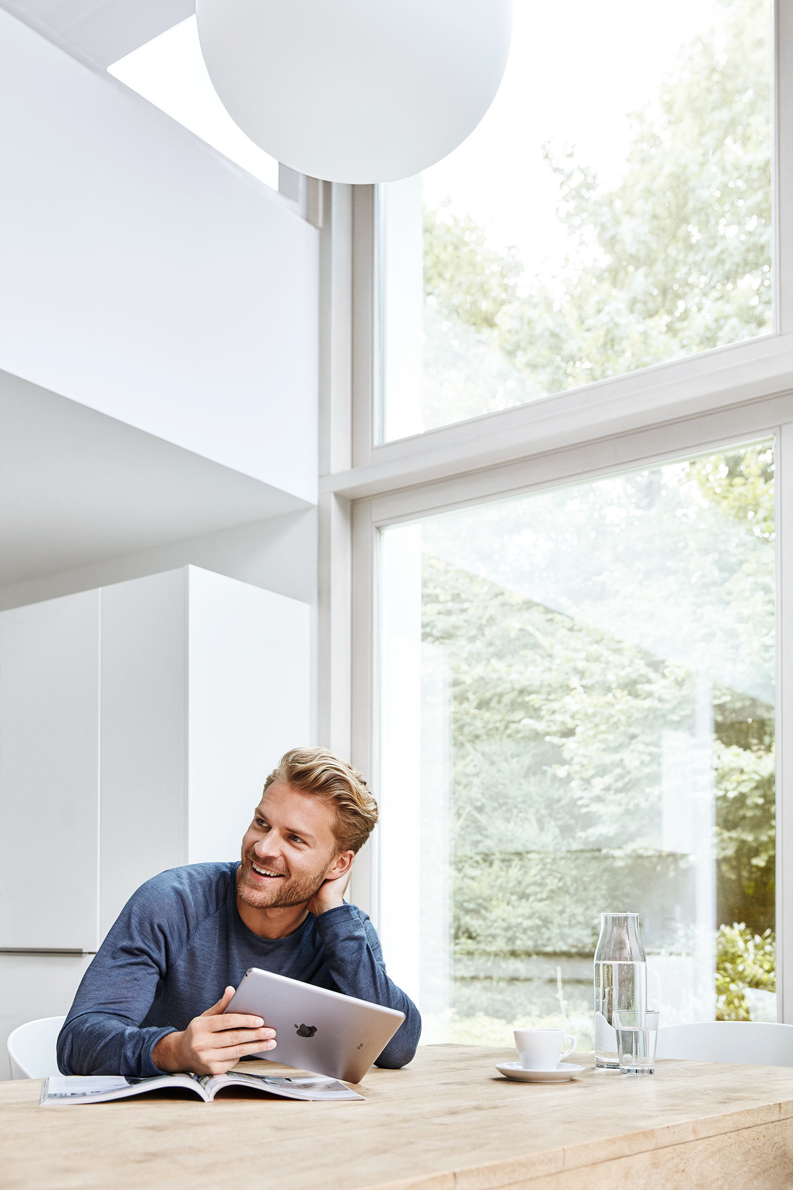 Busch-Jaeger, lifestyle, people, interior, photography, styling www.berndopitz.com, © Bernd Opitz