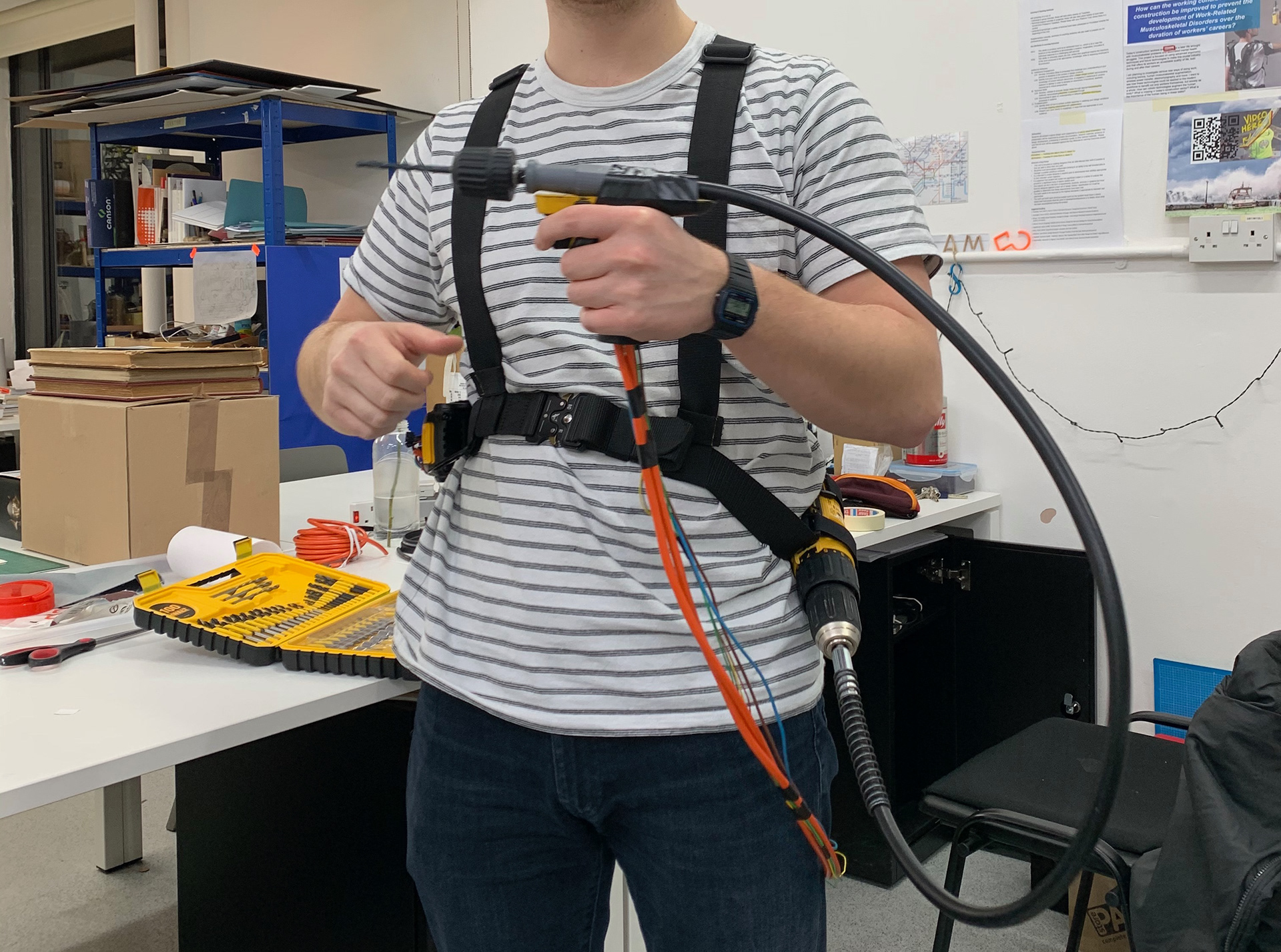 Working prototype using a heavily modified DeWALT DCD776 cordless drill.