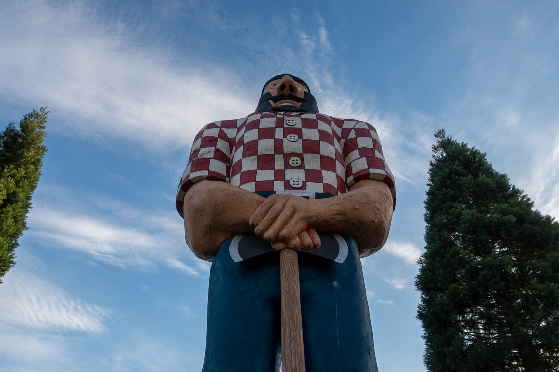 Ref: https://en.wikipedia.org/wiki/Statue_of_Paul_Bunyan_(Portland,_Oregon)