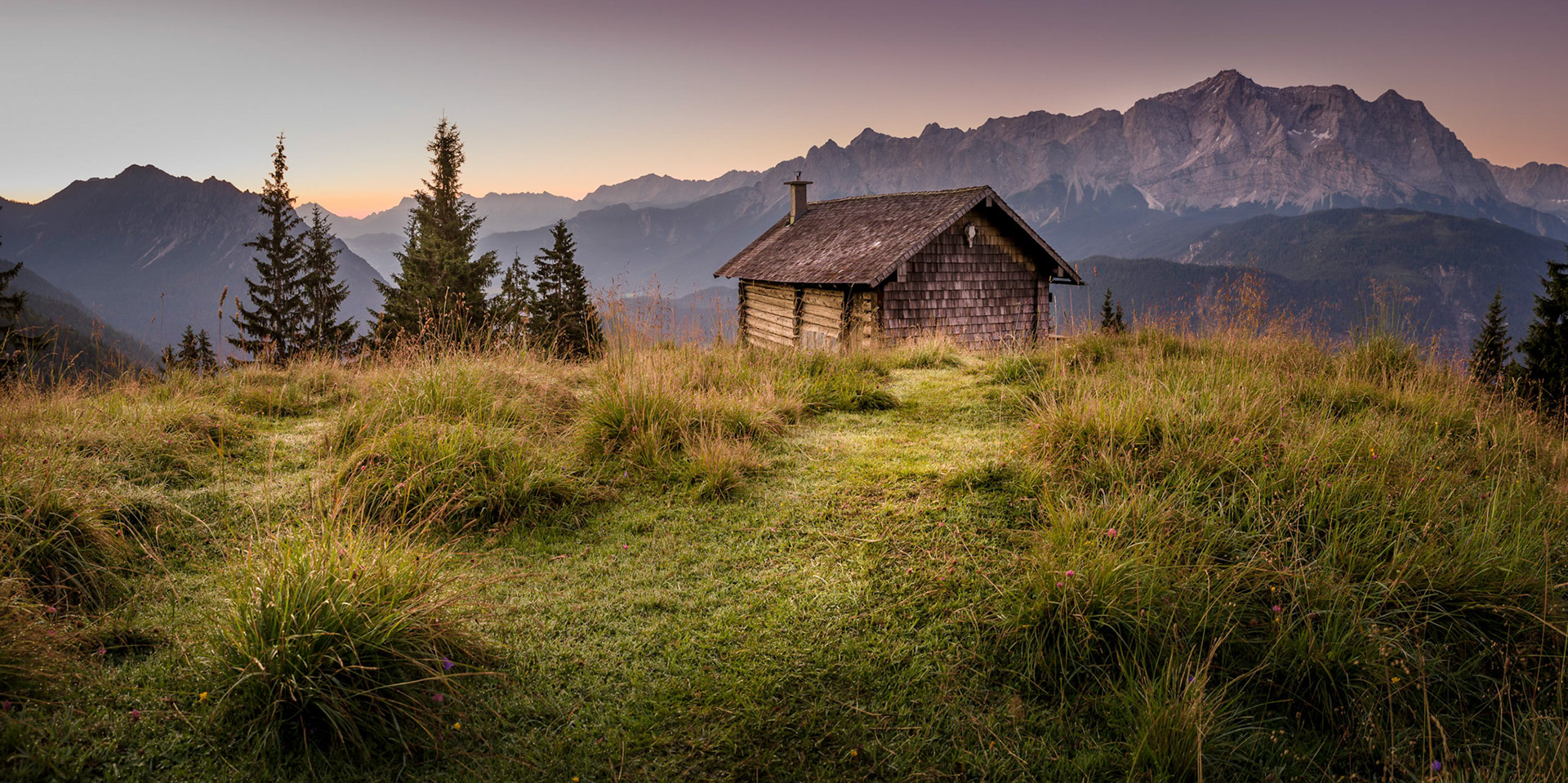 a sunrise on a wonderfull Place called "Schellalm" near Garmisch-Partenkirchen.
