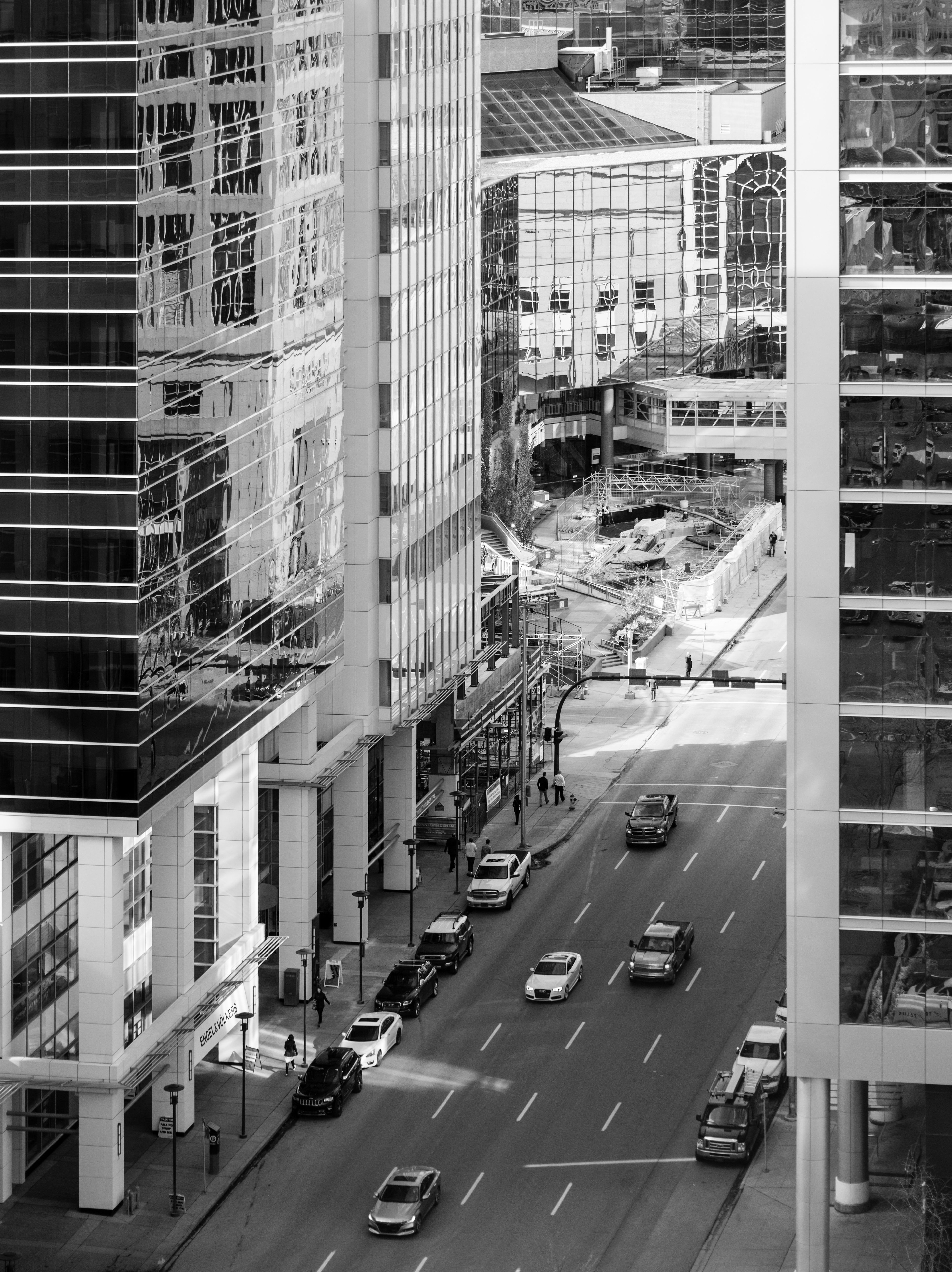 Calgary, AB / 20xx