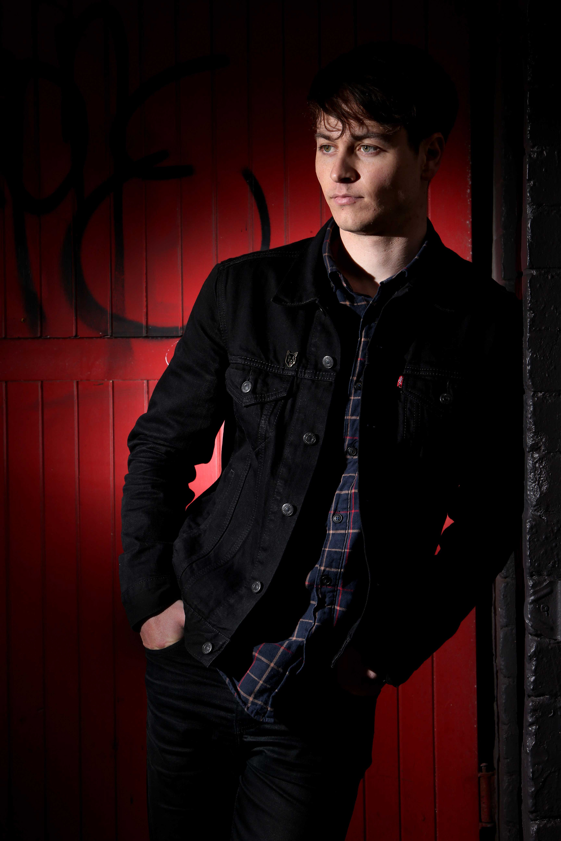 Kicking off his career with the debut album Back Down, Chris Watts offers a set of irresistible folk/indie-pop tunes underpinned by catchy riffs that stay with you. © Chris Pavlich / Daily Telegraph