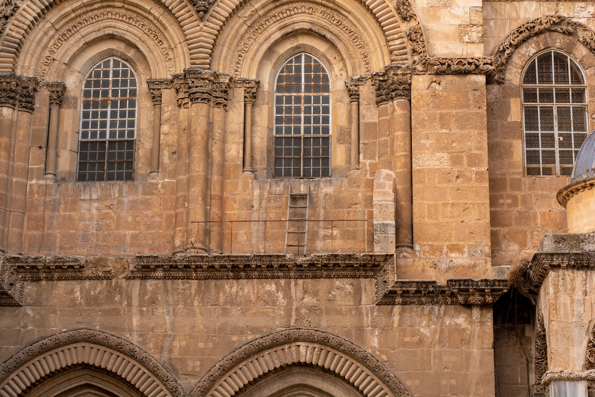 стена храма