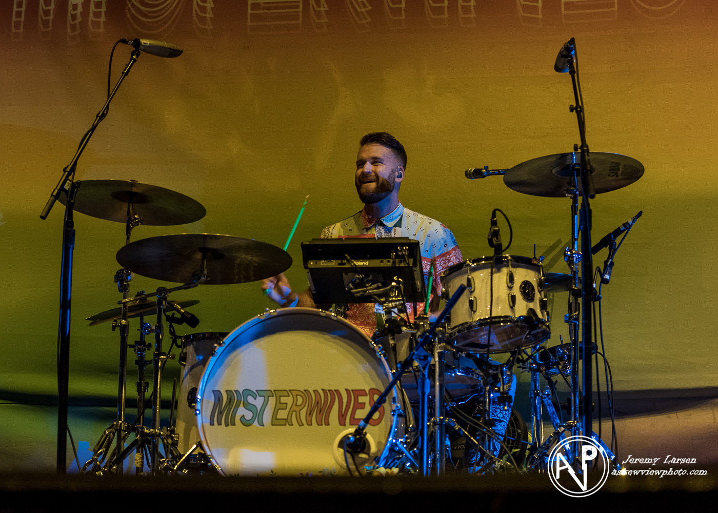 MisterWives