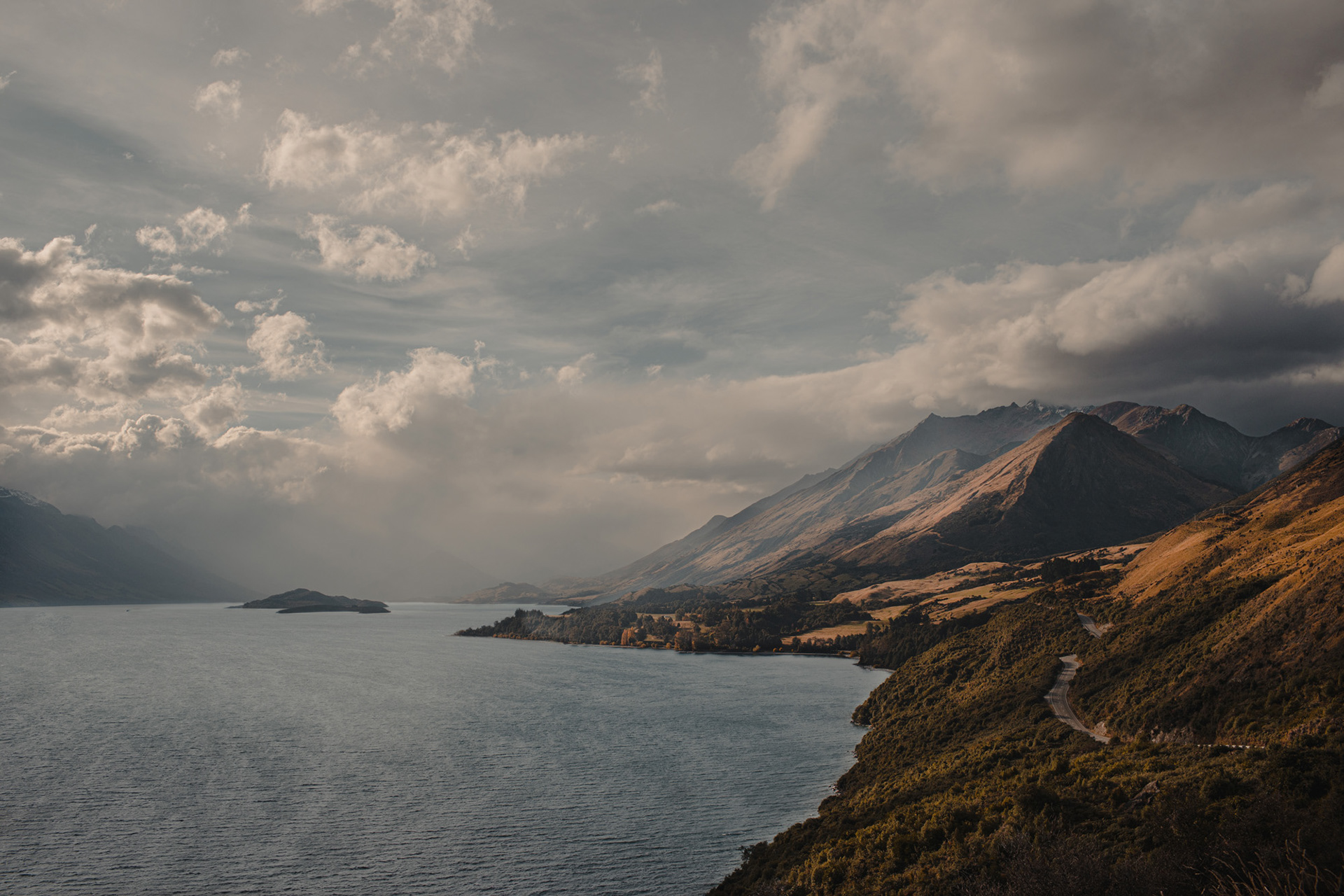 The road out to Glenorchy