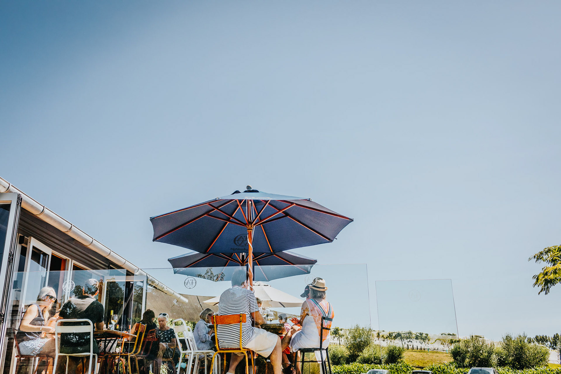 Te Awanga Estate under the picnic umbrellas