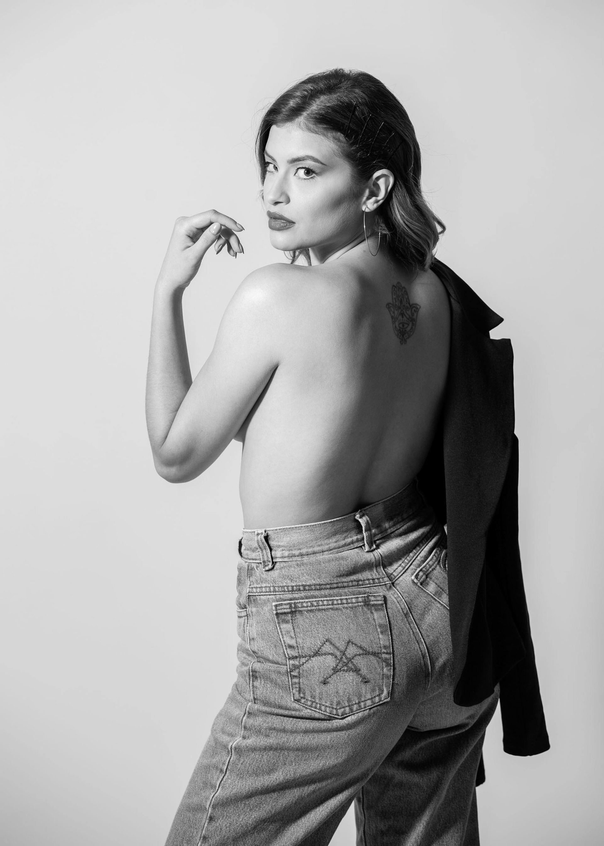 Ensaio fotográfico feminino em estúdio, em Videira/SC