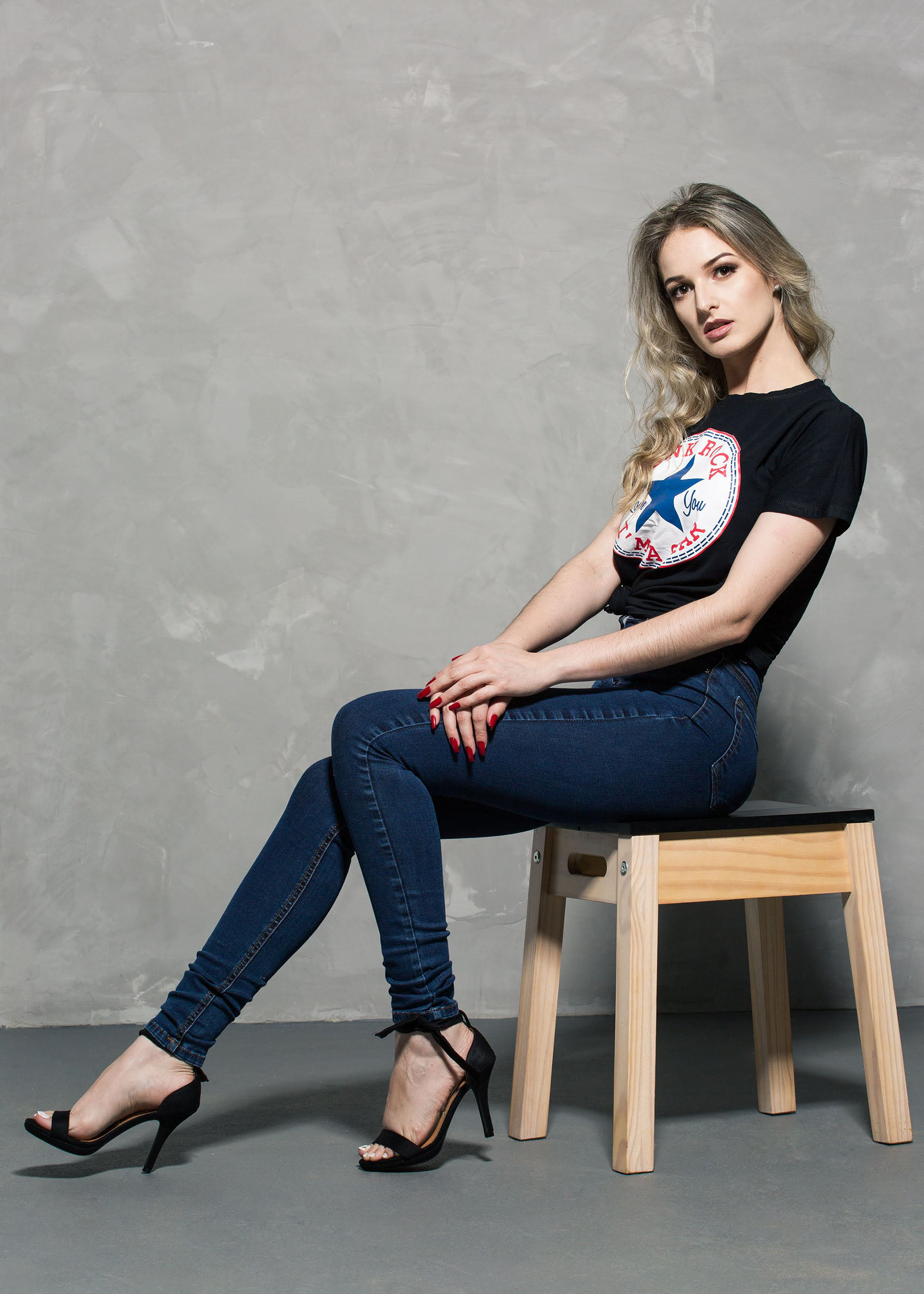 Ensaio fotográfico feminino em estúdio, em Videira/SC