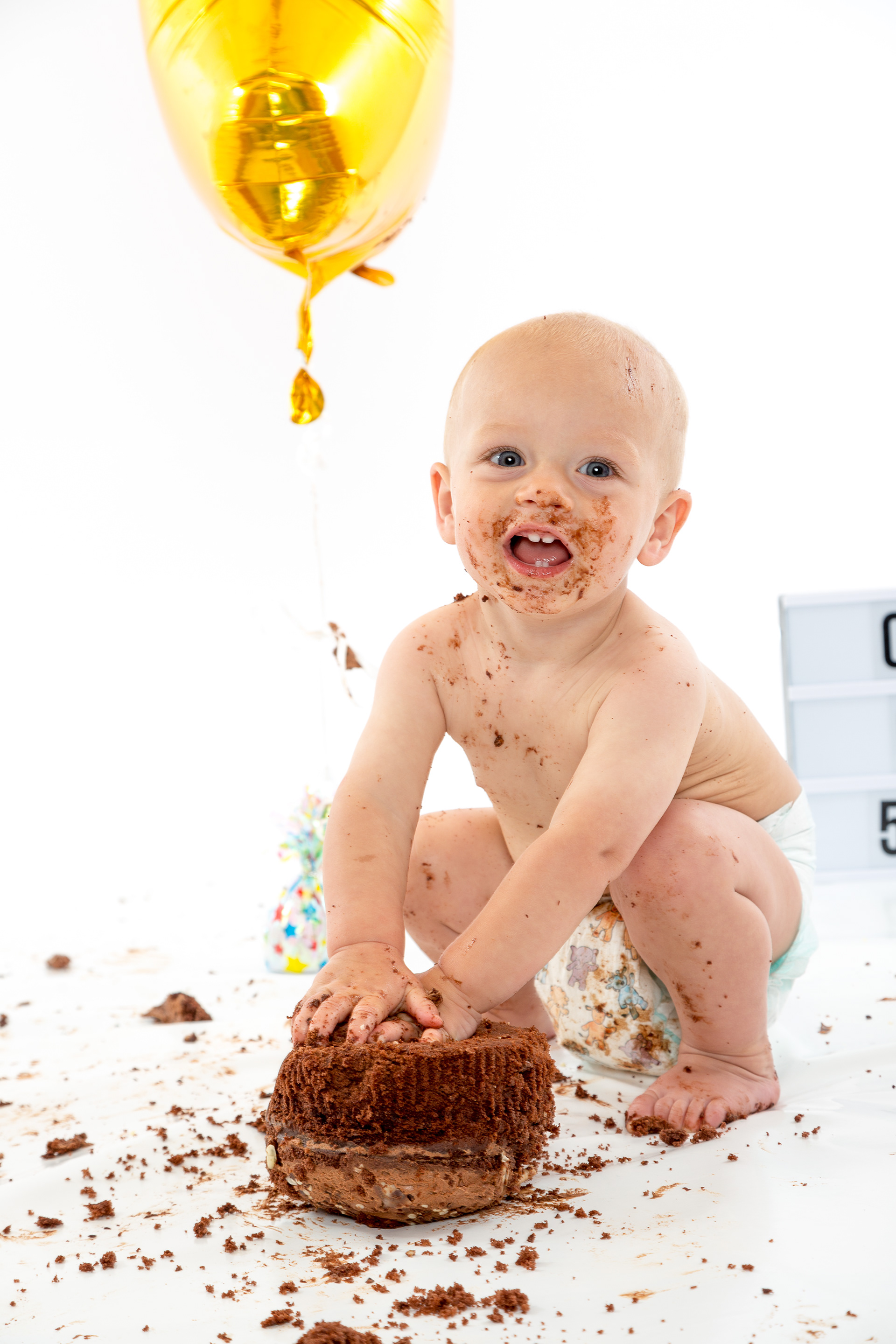Cake smash fun!