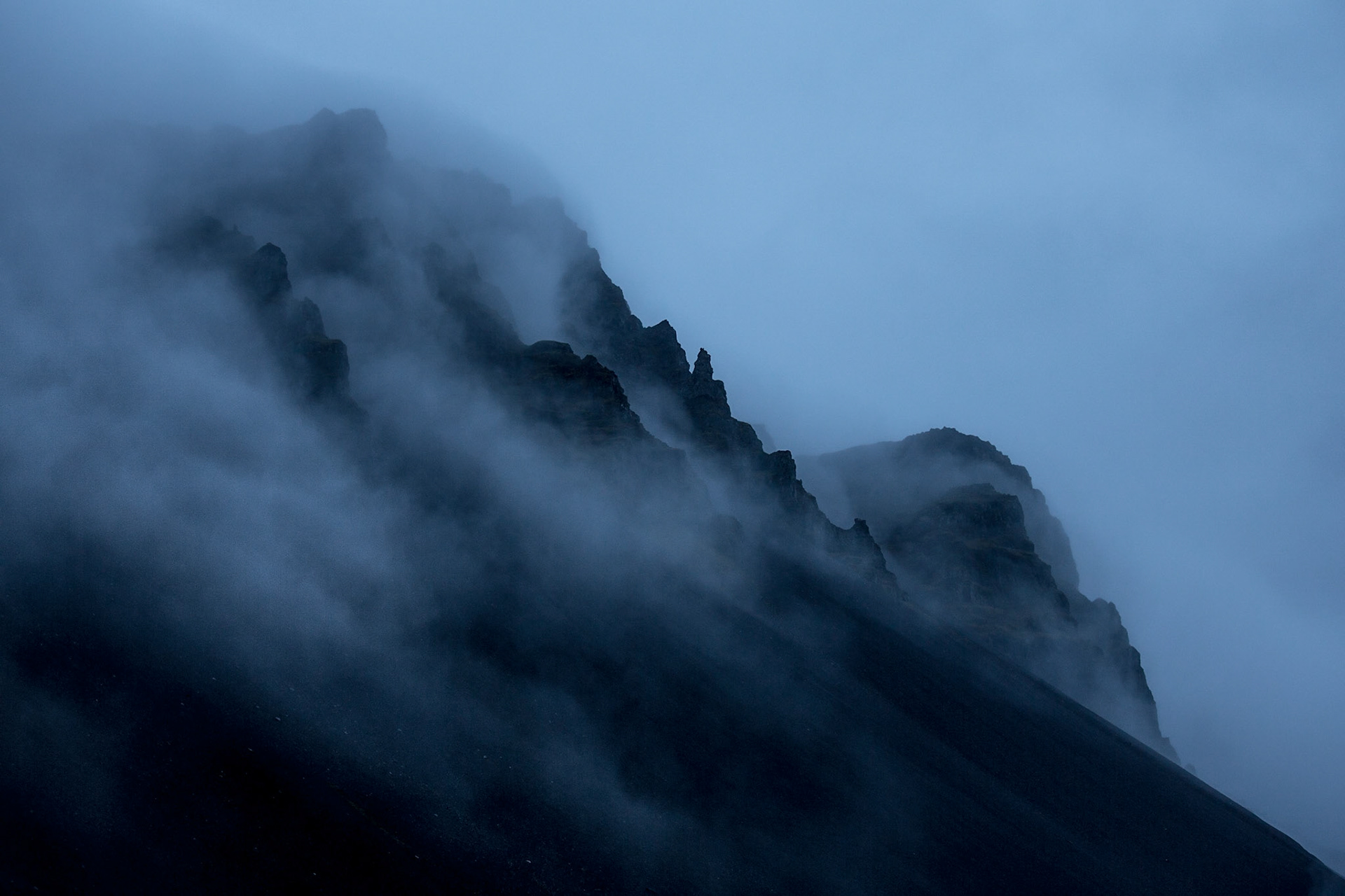 Náttmálatindur, Austurland