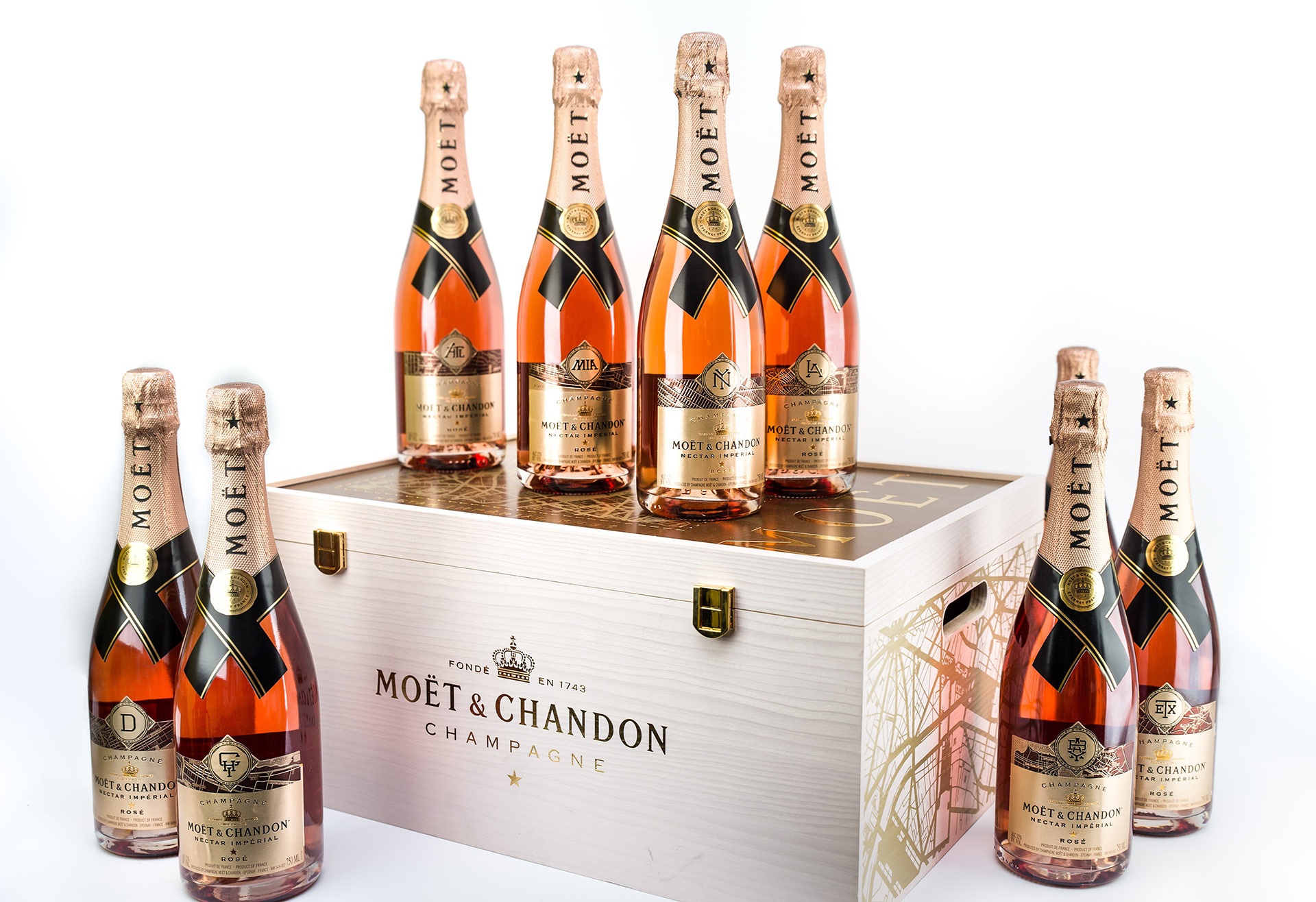 Моет. Ящик moet et Chandon. Ящик шампанского. Ящик шампанского moet. Ящик шампанского в подарок.