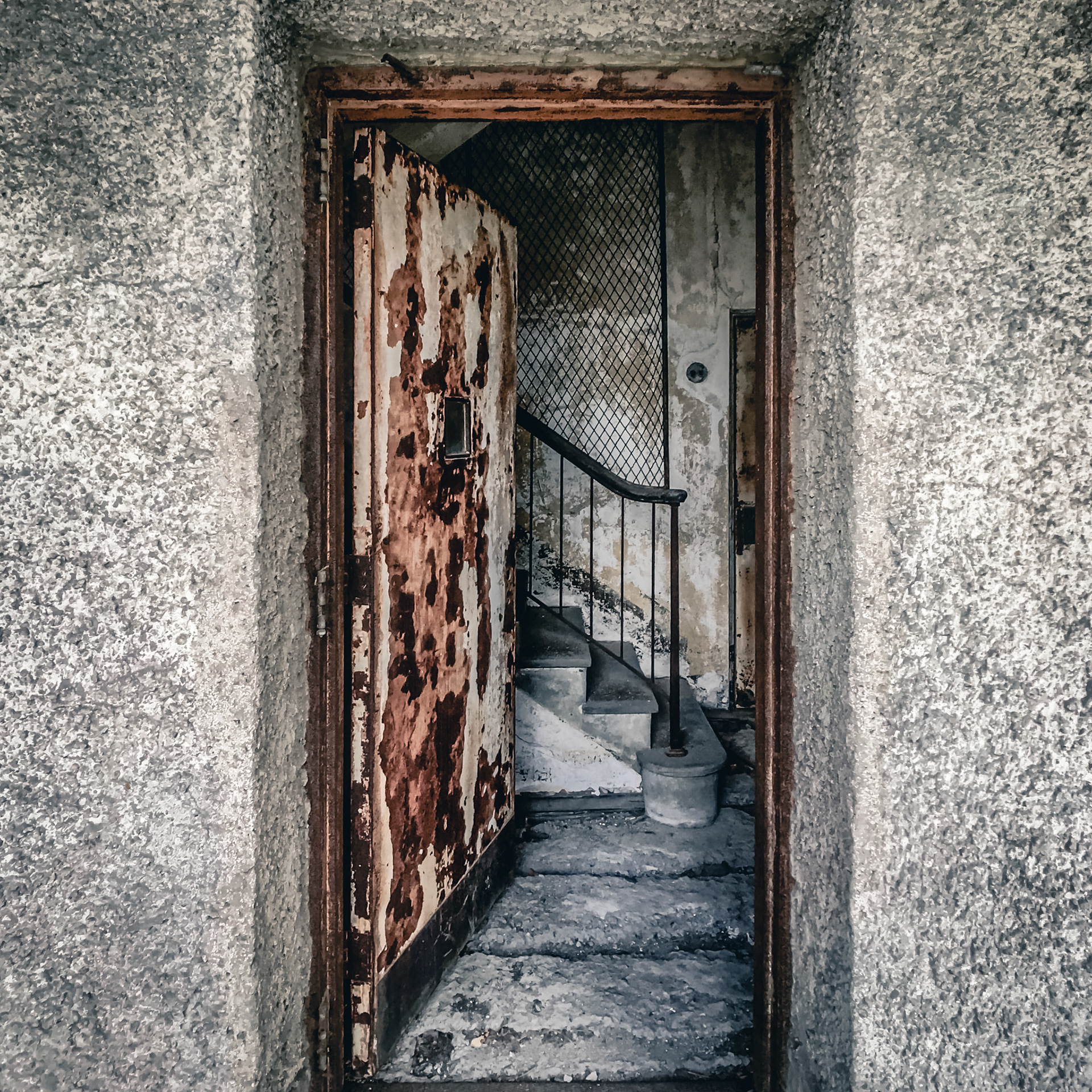 Rusty Door | Ellis Island, USA