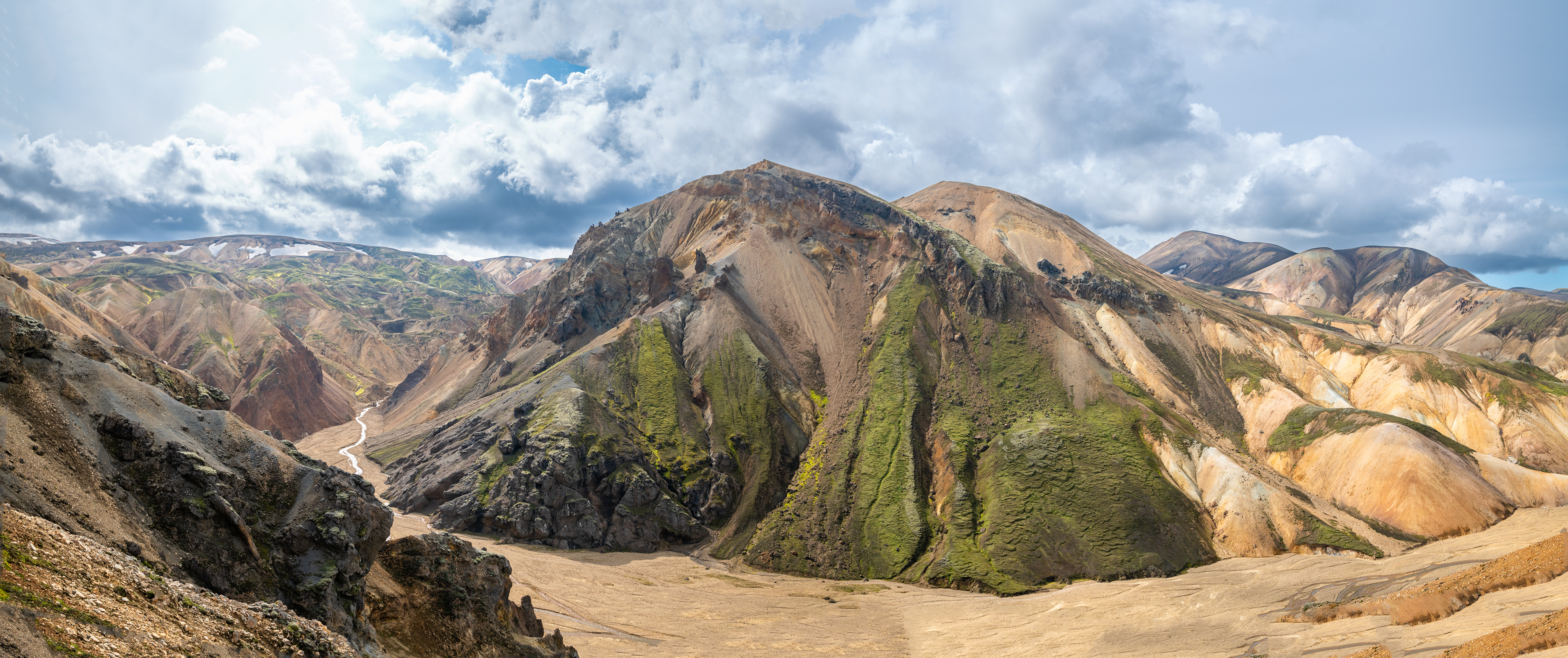 Vondugil ravine west of Landmannalaugar