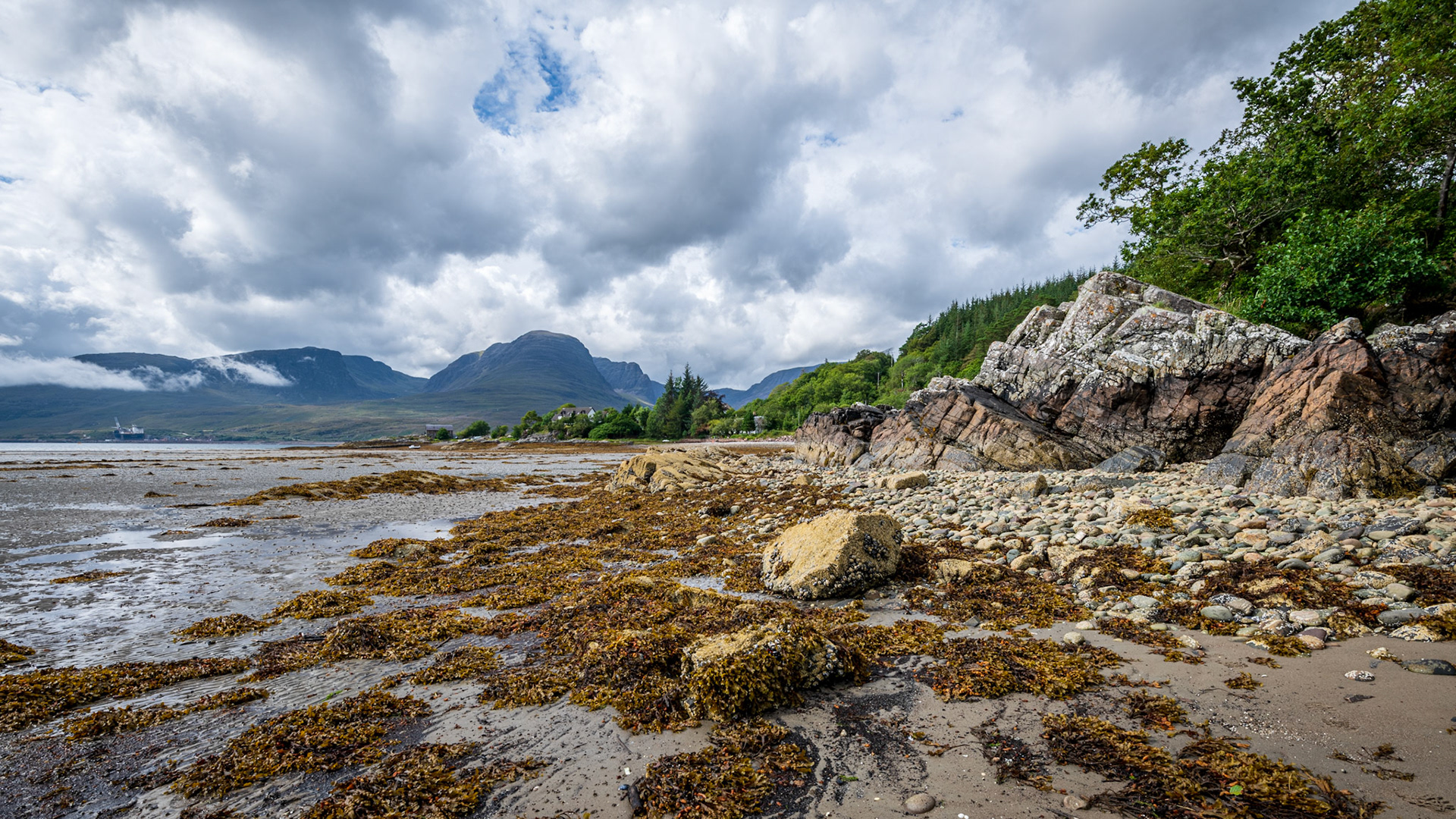Achintraid Beach