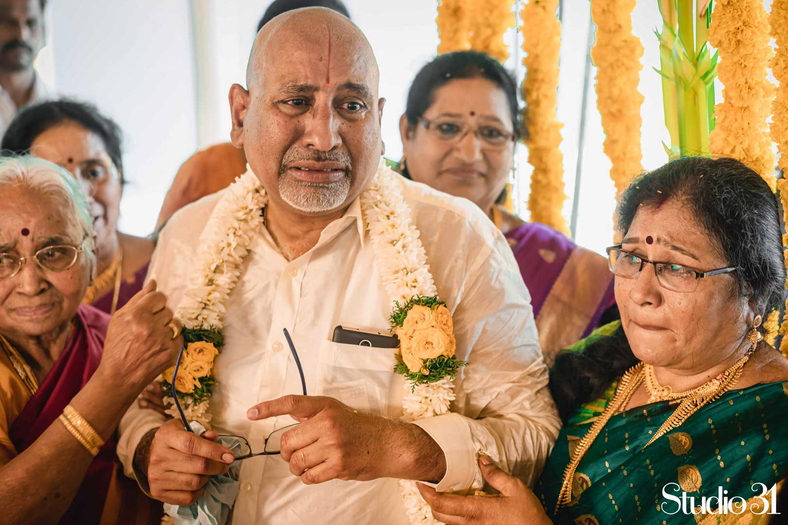 Candid wedding moments at Green Meadows, Chennai