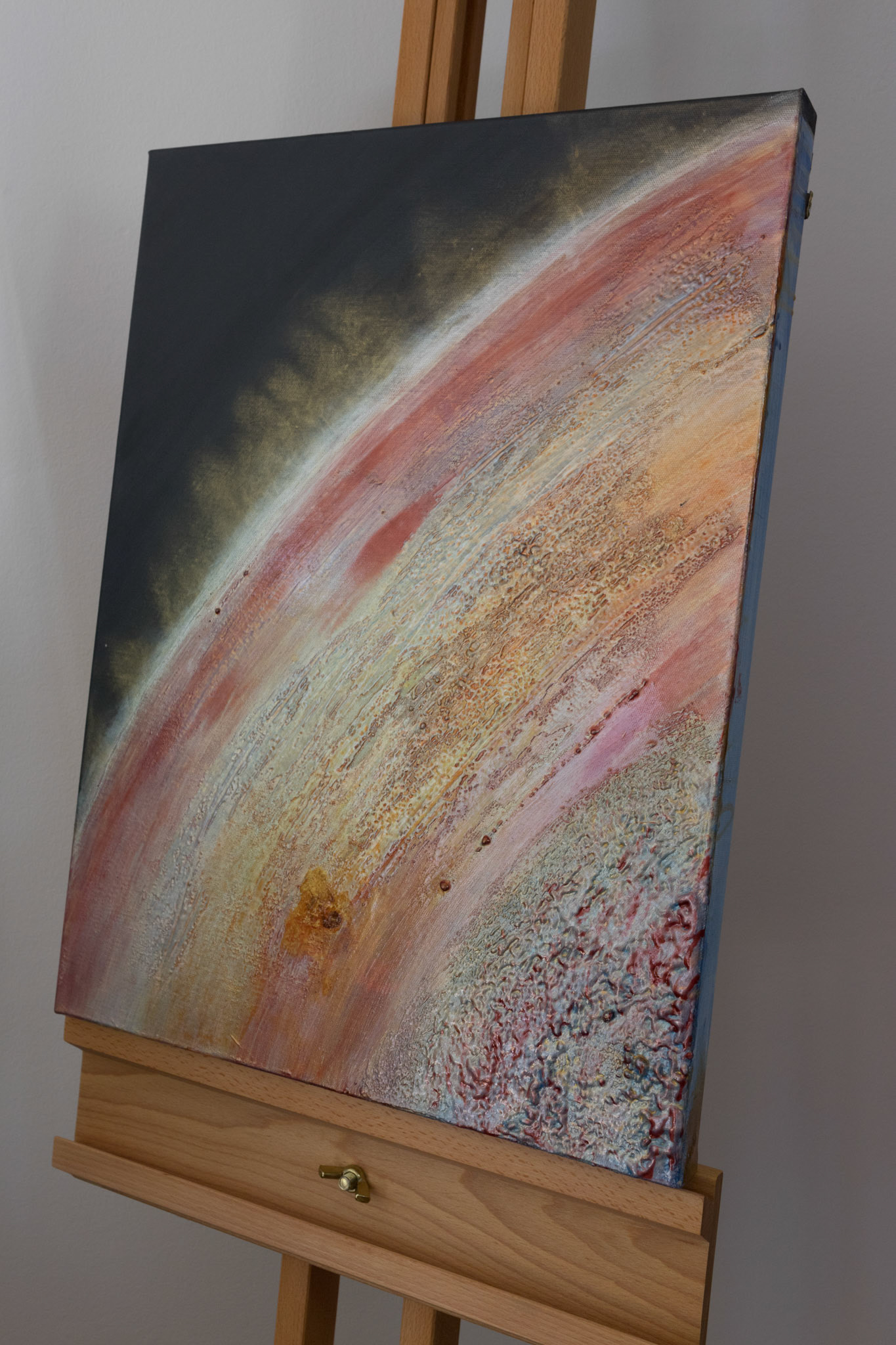 ELKYMY. ‘Tretā त्रेता’ Acrylic, polyurethane, powdered pigments (Mica) on deep edged stretched canvas. 24 x 18 inches (61 x 46 cm)