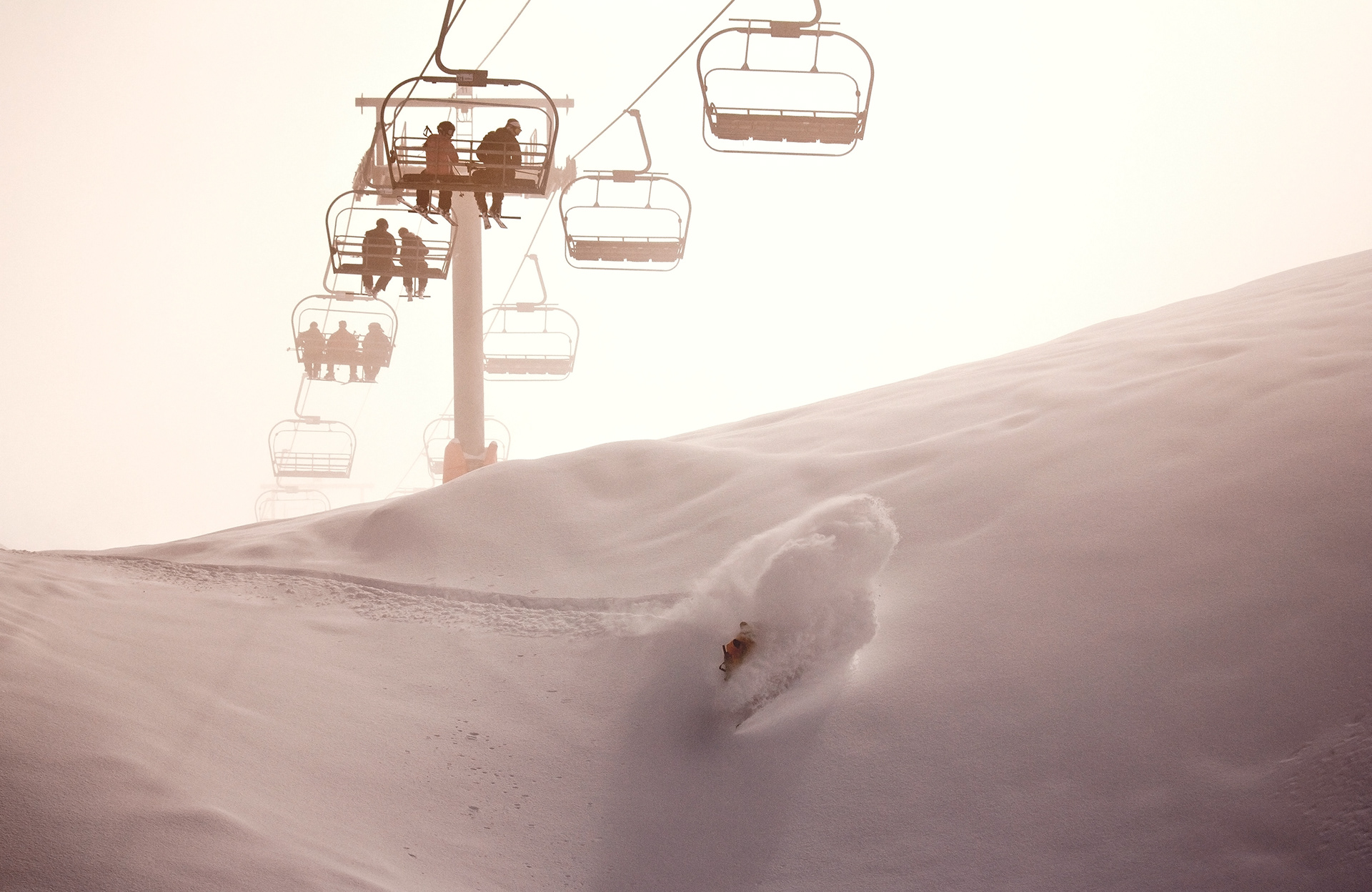 Leanne Pelosi / Valle Nevado