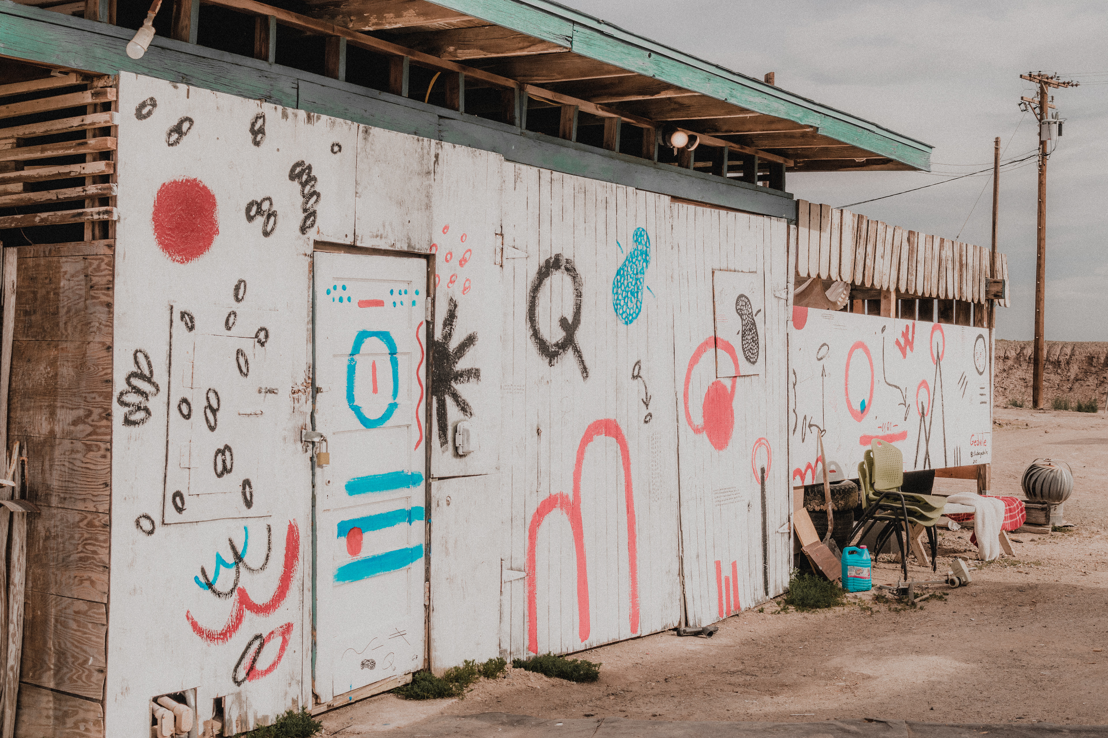 Decipher the Wall, Bombay