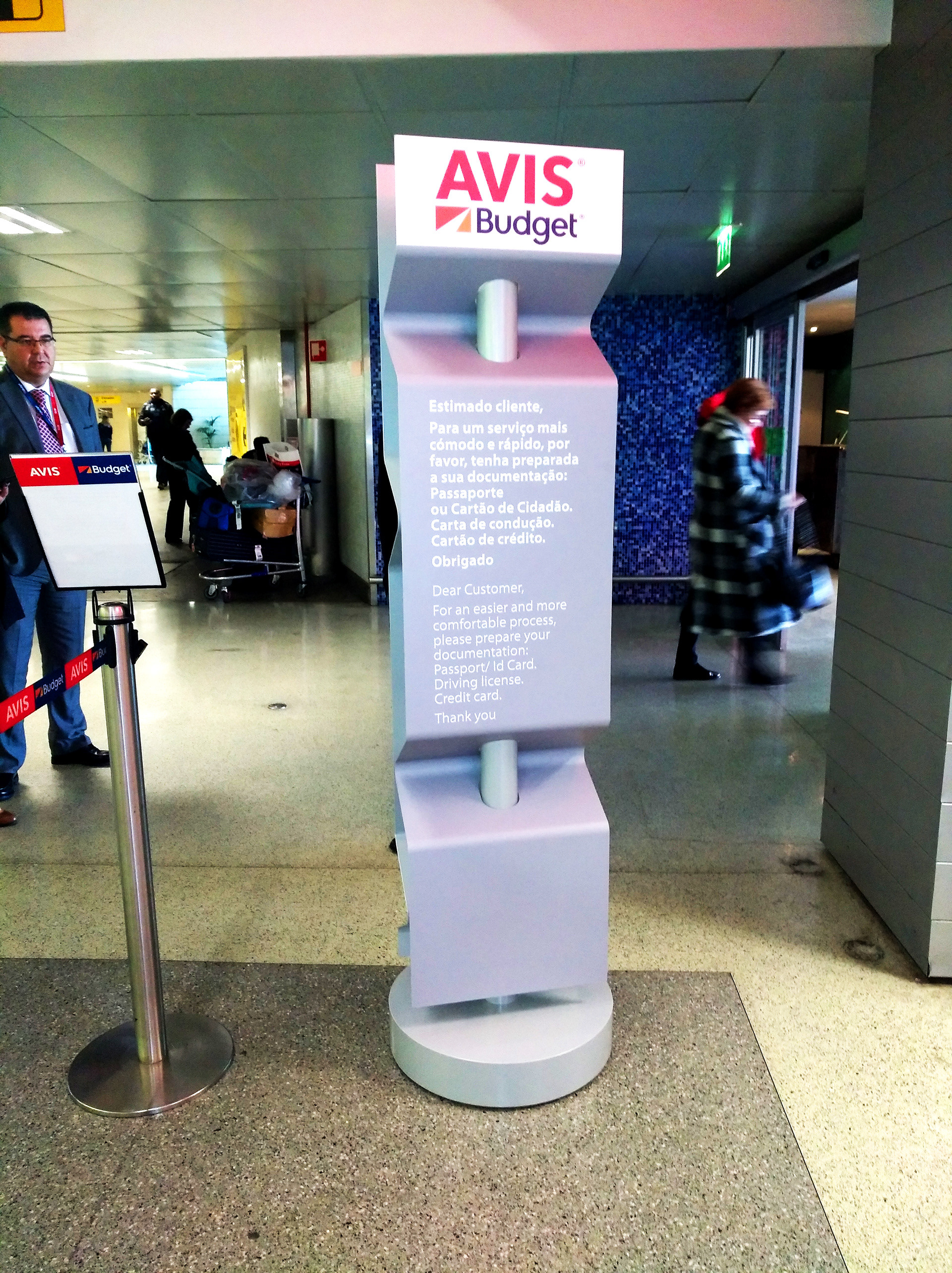AVIS PLV Airports