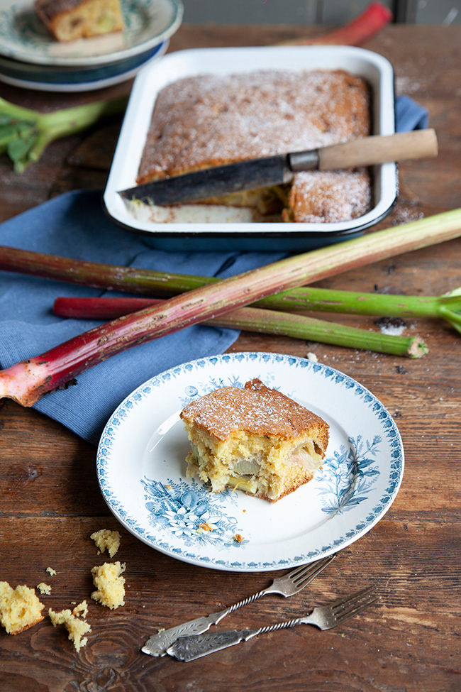 rhubarb cake 001