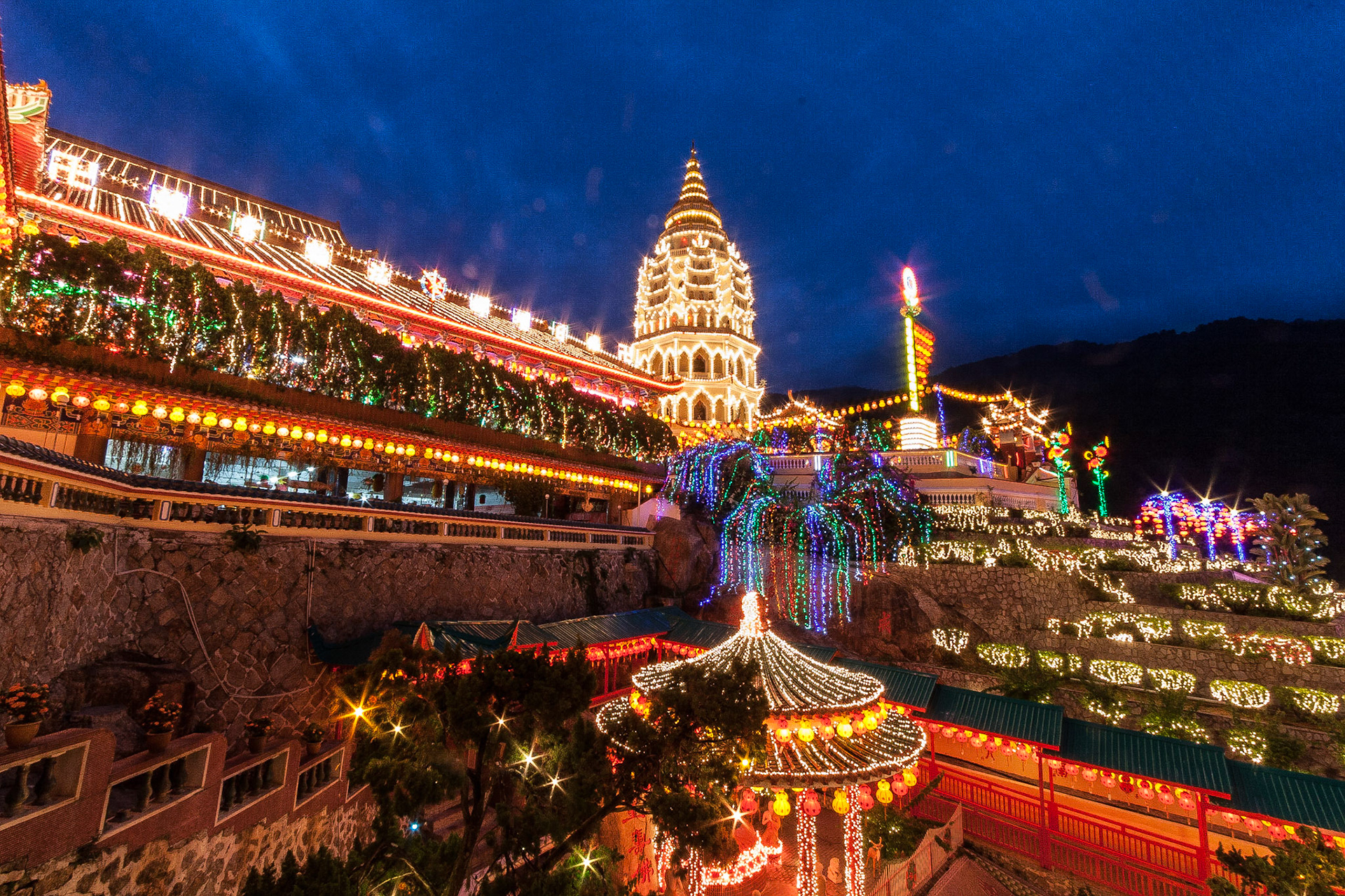 Kek Lok Si Temple on Penang Hill with Ban Po Thar (Ten Thousand Buddha Pagoda) at night (Georgetown, Malaysia)