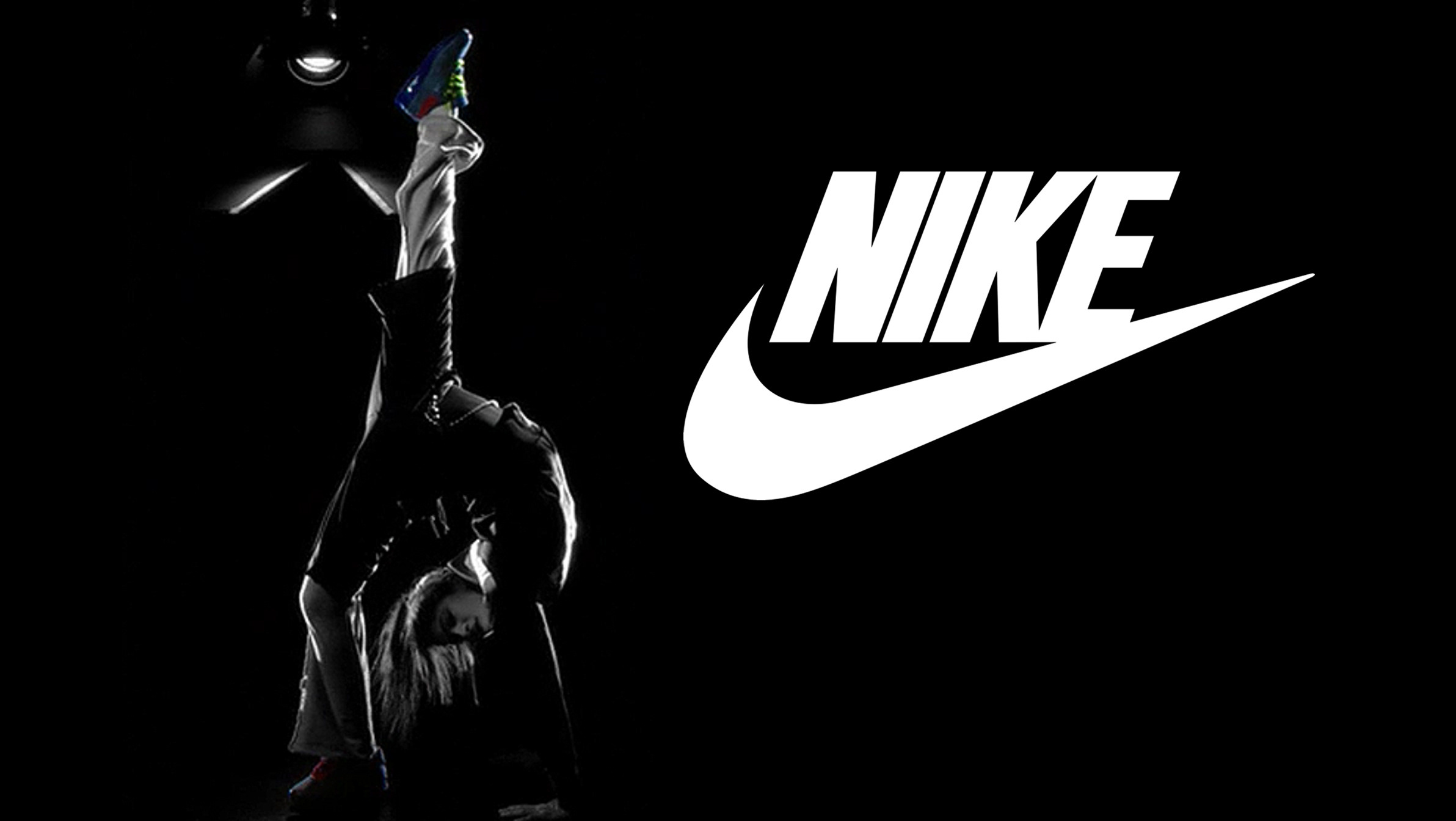 Nike с квадратным логотипом