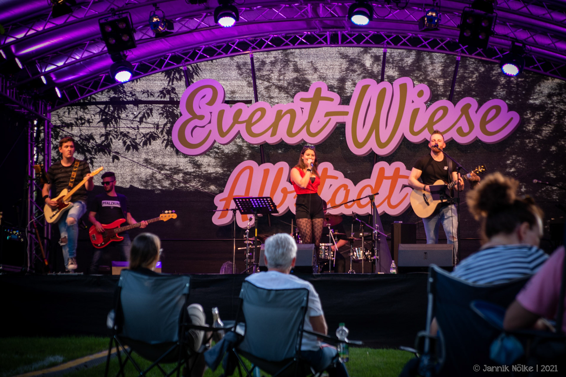 4TUNE Live auf der Event-Wiese Albstadt