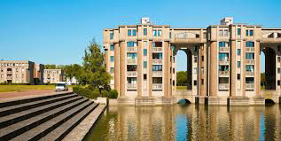 Les Arcades & Les Temples du Lac