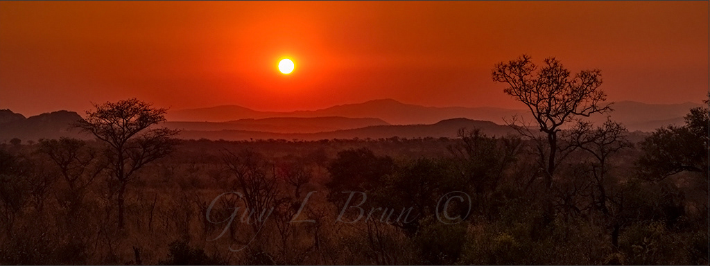 Sunset/ Coucher de soleil. South Africa. (DSF8372). © Guy L Brun