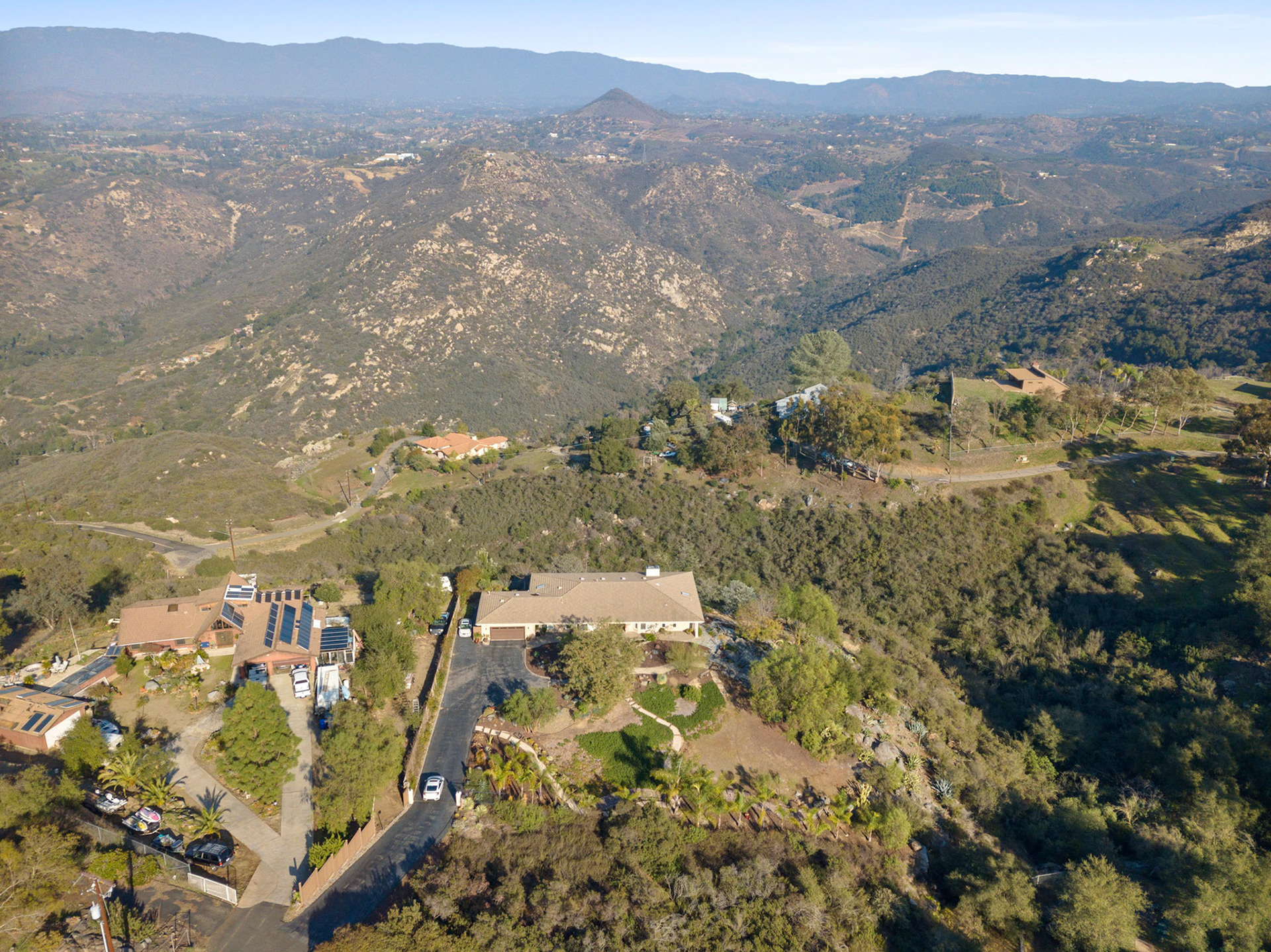9889 Oat Hill Rd