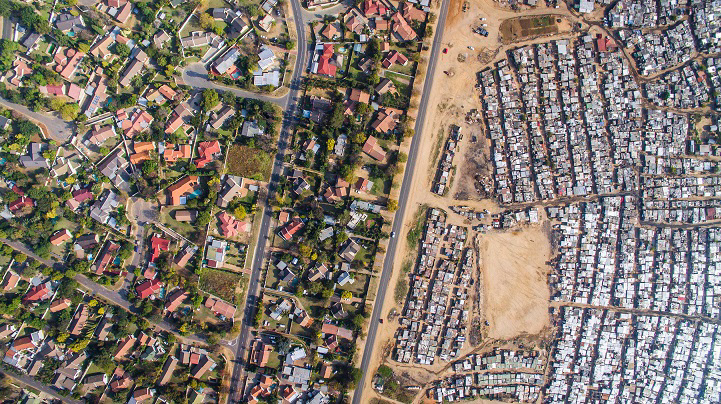 Kya Sands, Bloubosrand