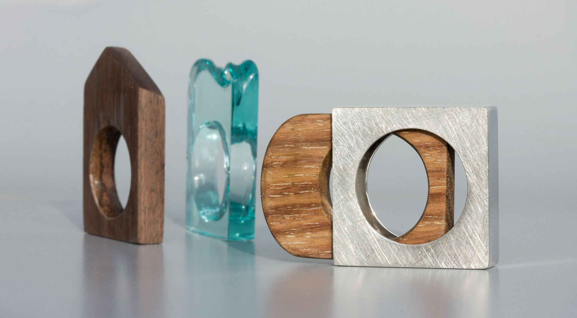 Insert "O" ring. Silver, PPerspex®, exotic wood ((Dalbergia nigra, Tectona grandis).