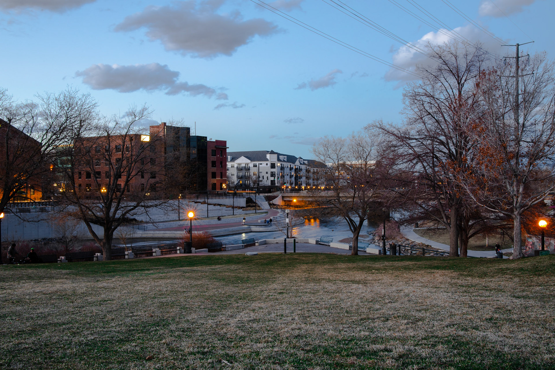 rt-photo-downtown-denver-spring-evening