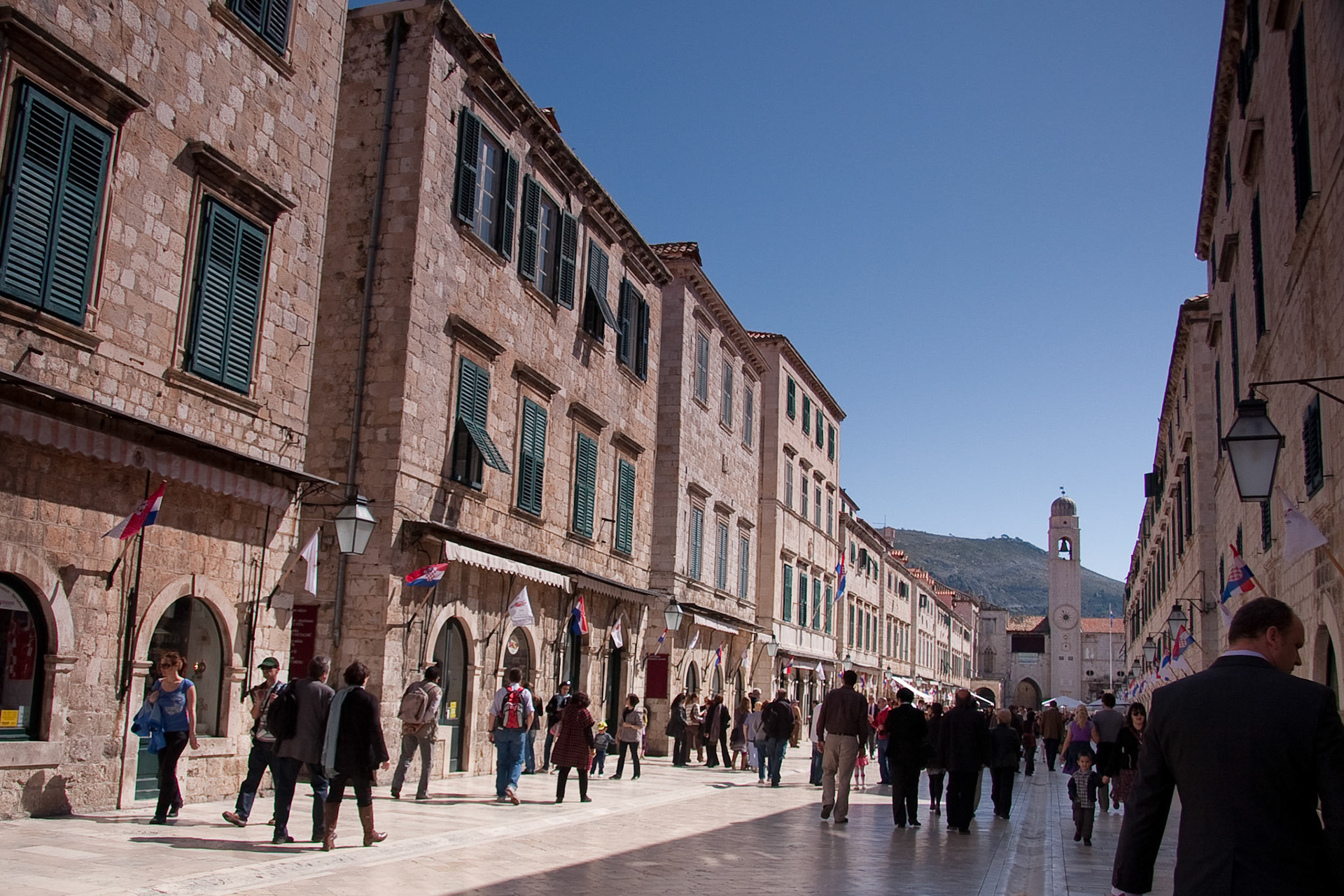 Easter Sunday, Stradun - flags and Sunday best dress