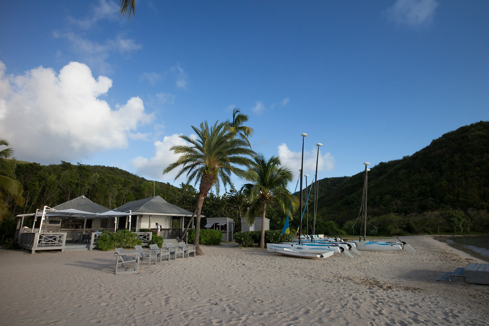 Jetty bar at Carlisle Bay