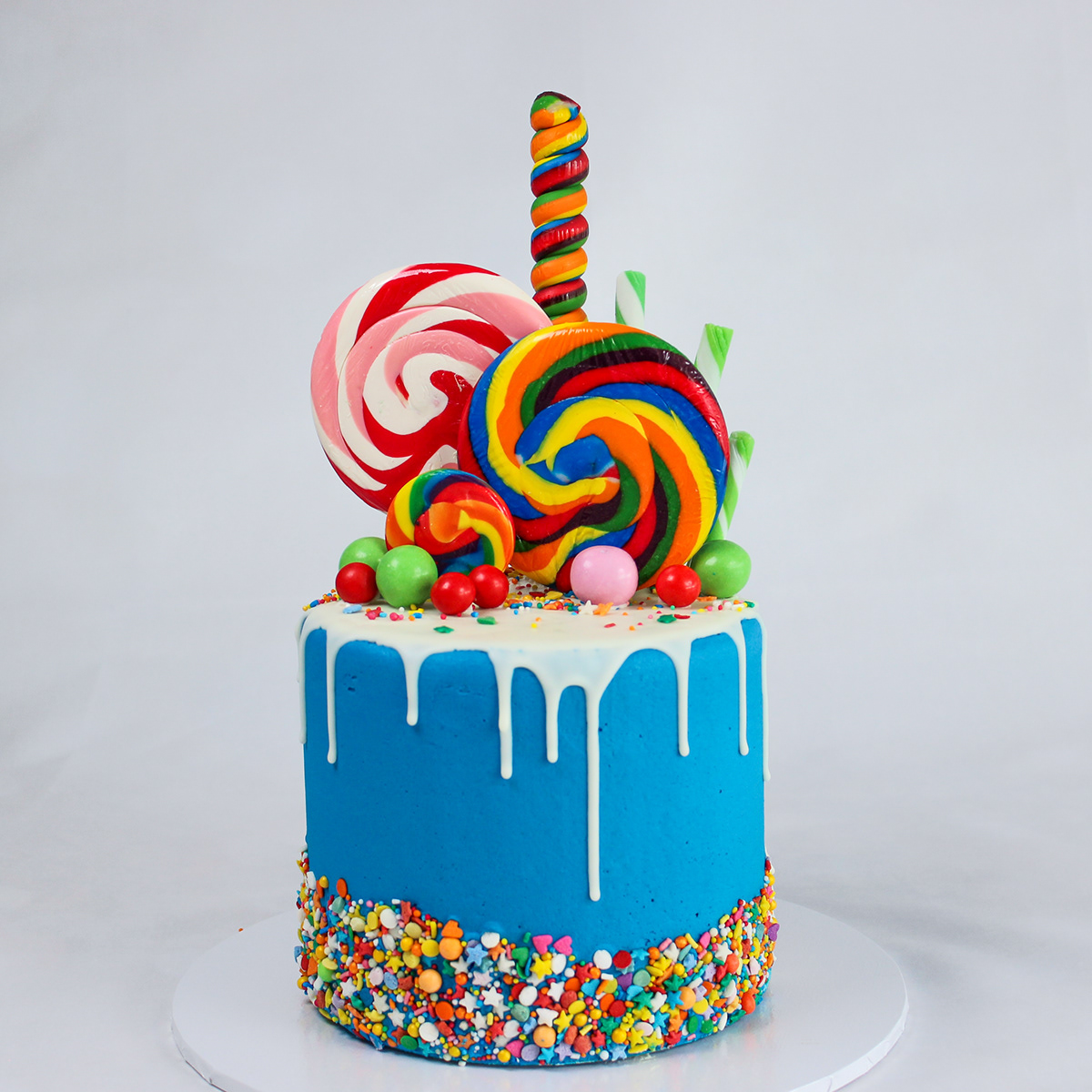 Amelias Kitchen - Custom Cakes - Gallery