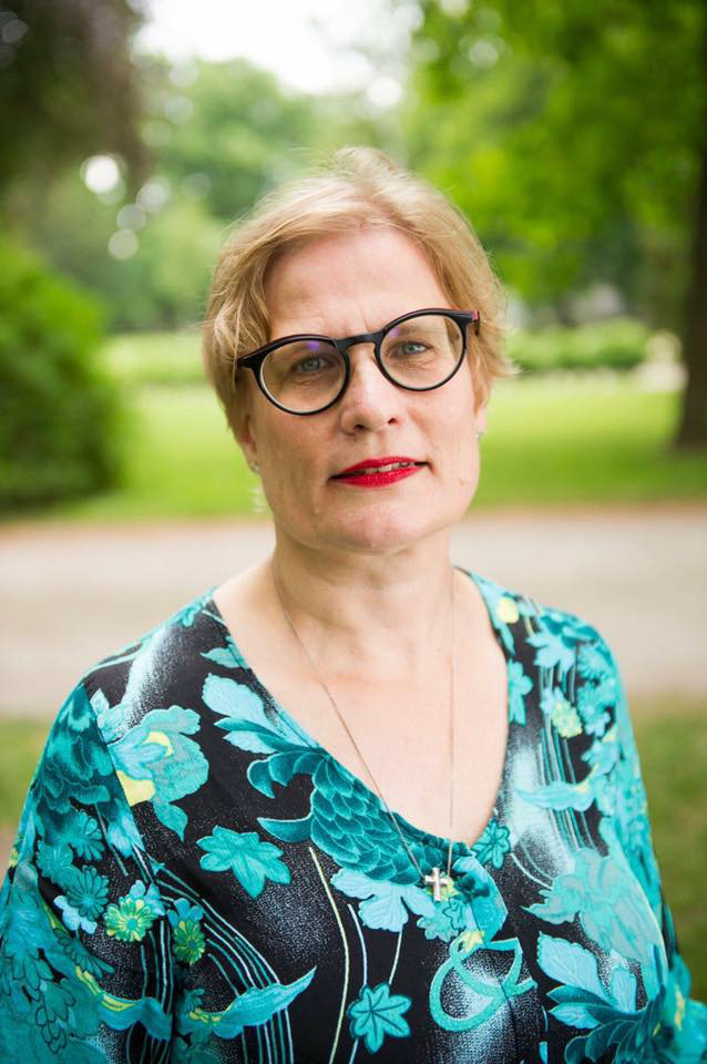 LIS CARLANDER, Liberalerna, ordförande i överförmyndarnämnden